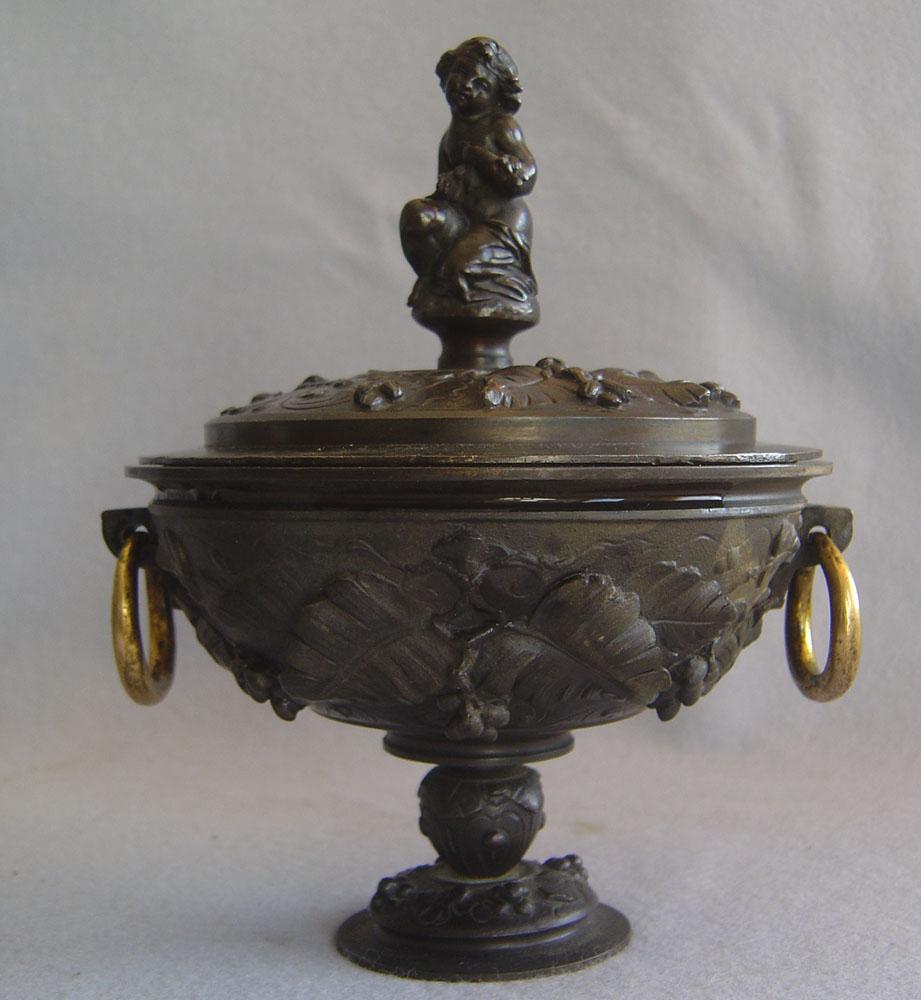 Gilt Pair of Antique French Patinated Bronze Lidded Urns For Sale