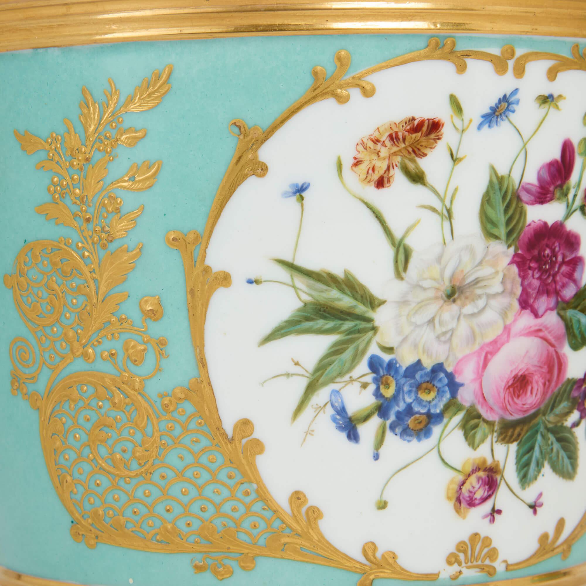 Pareja de Cacharros de Porcelana Antique French de Rihouet en Bueno estado para la venta en London, GB