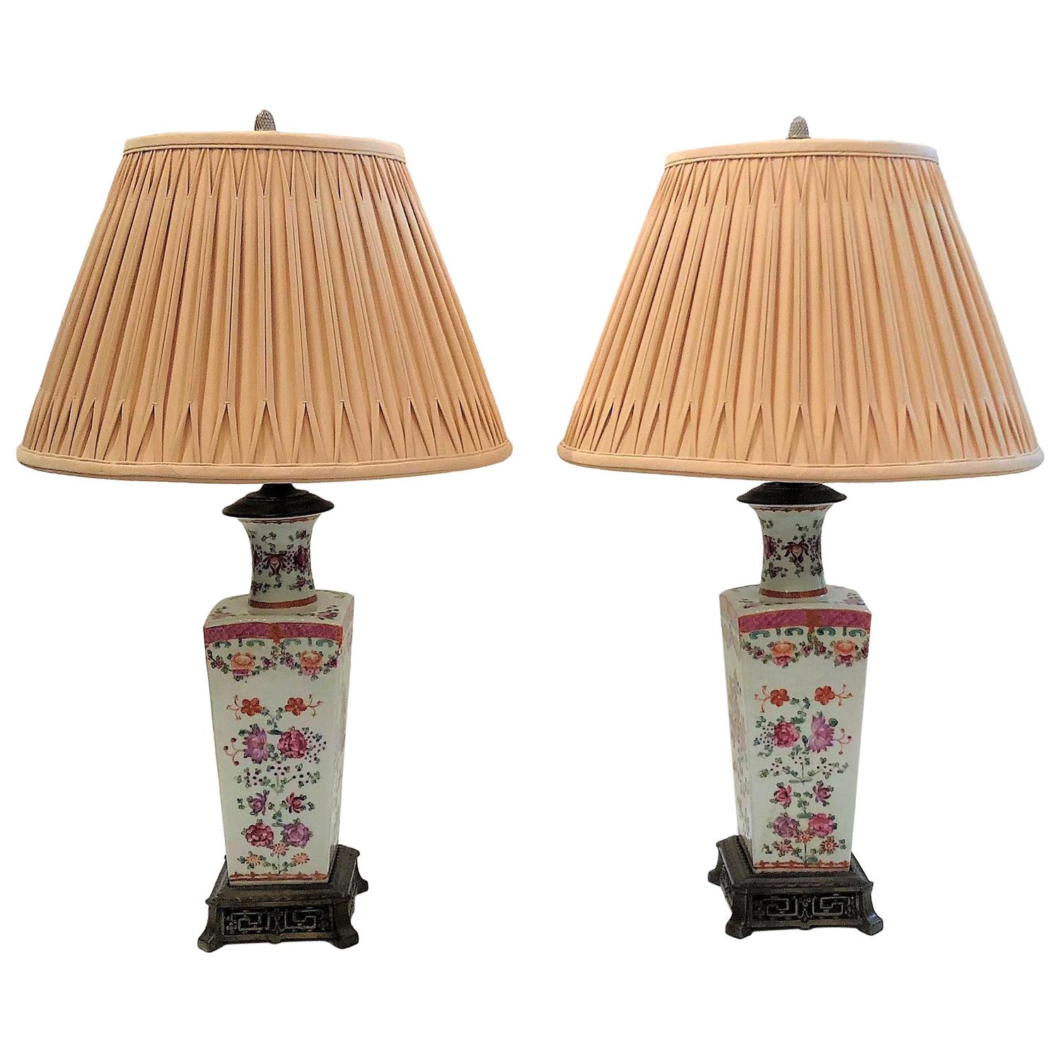 Pair of Antique French Samson Lamps with Vases in Famille Rose For Sale