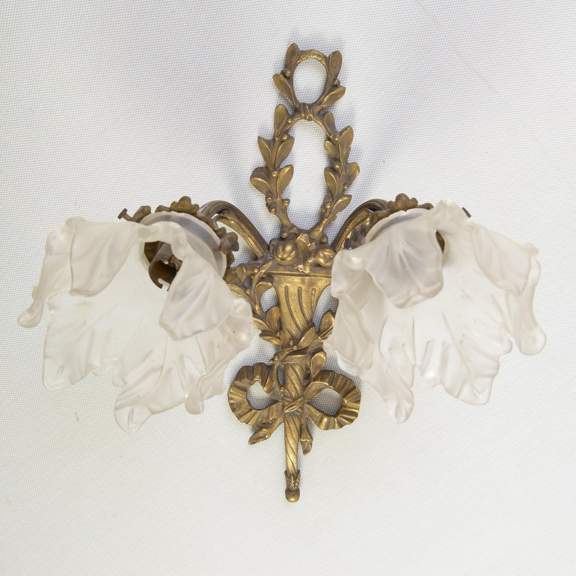 Pair of Antique French Sconces In Excellent Condition For Sale In Alessandria, Piemonte