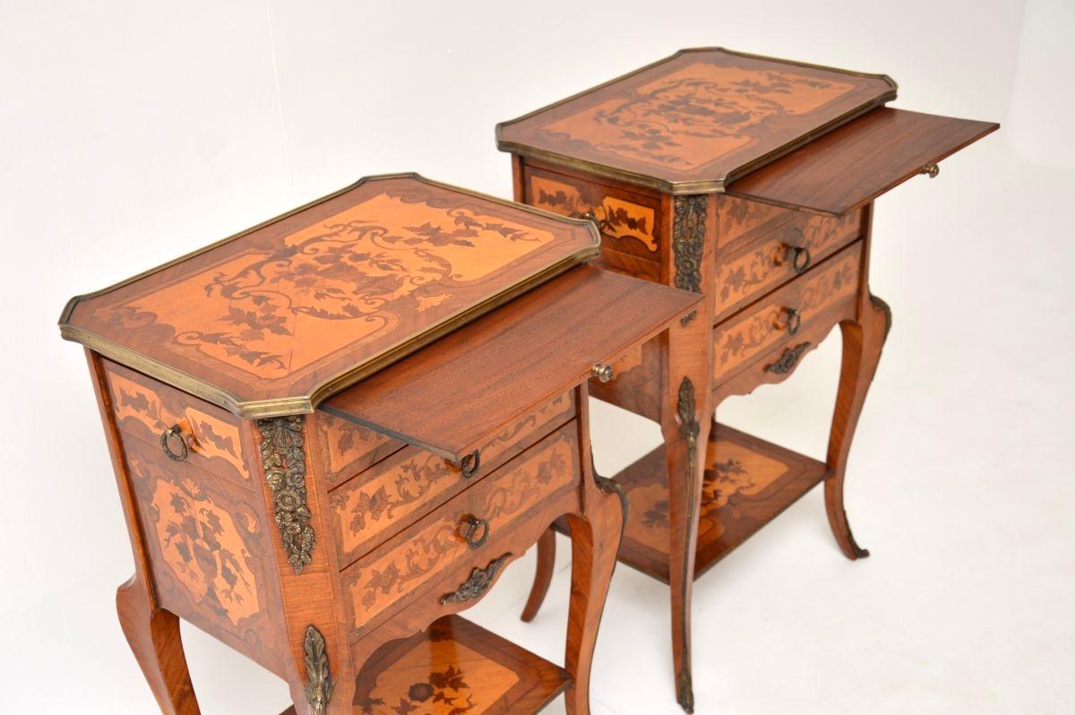 Coppia di tavolini antichi in stile francese in vendita 5