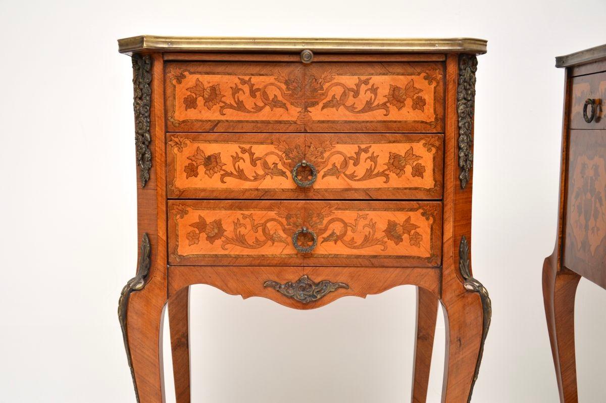 Coppia di tavolini antichi in stile francese in vendita 1