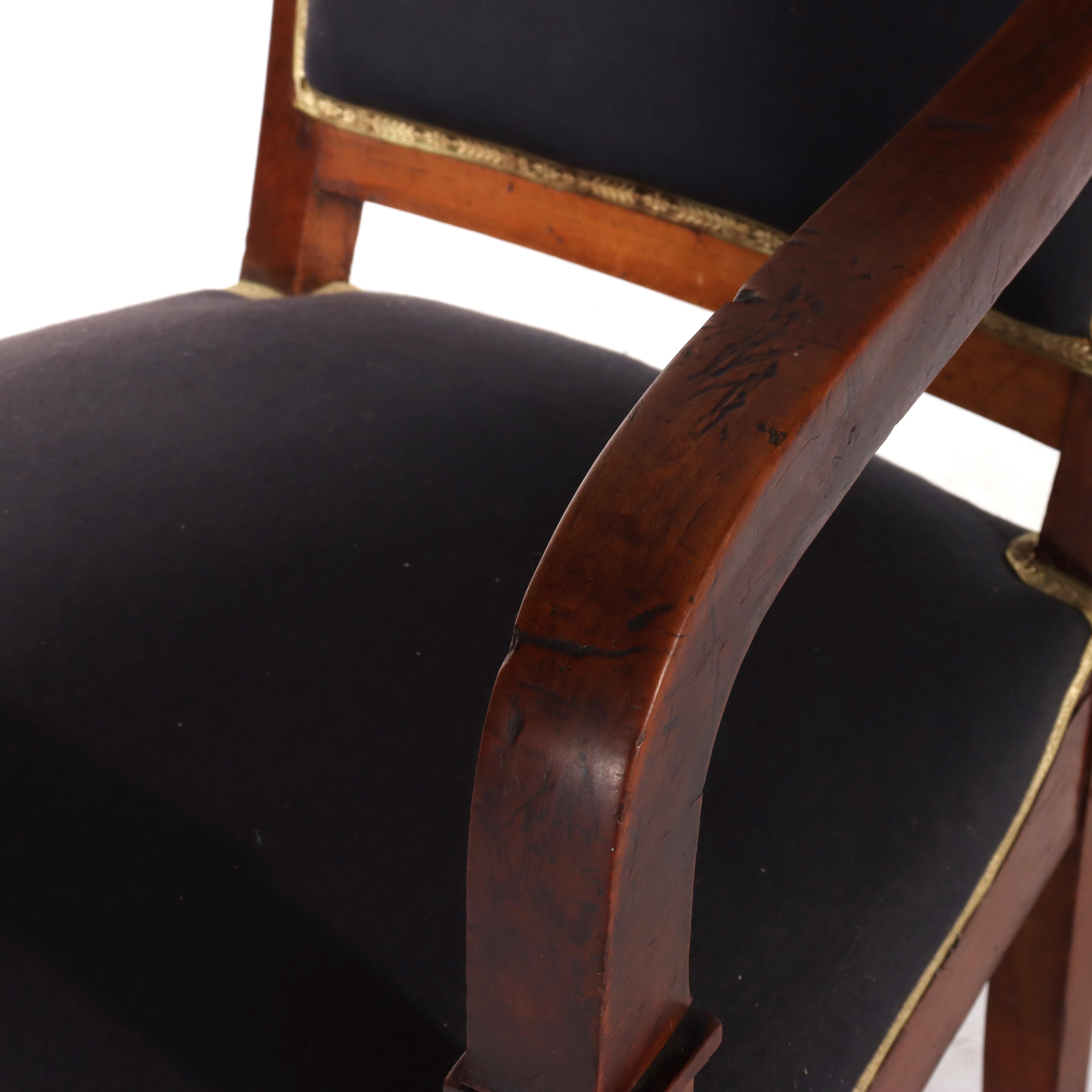 Pair of Antique French Walnut Armchairs 18thC For Sale 2