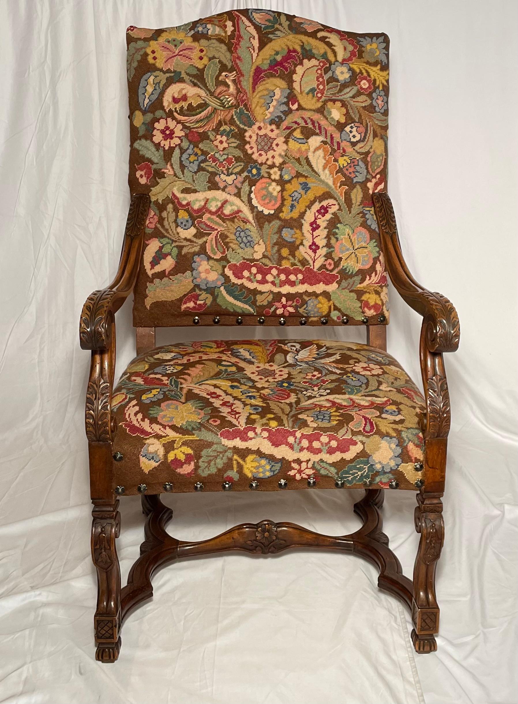 Pair of Antique French Walnut Armchairs, circa 1880 In Good Condition For Sale In New Orleans, LA