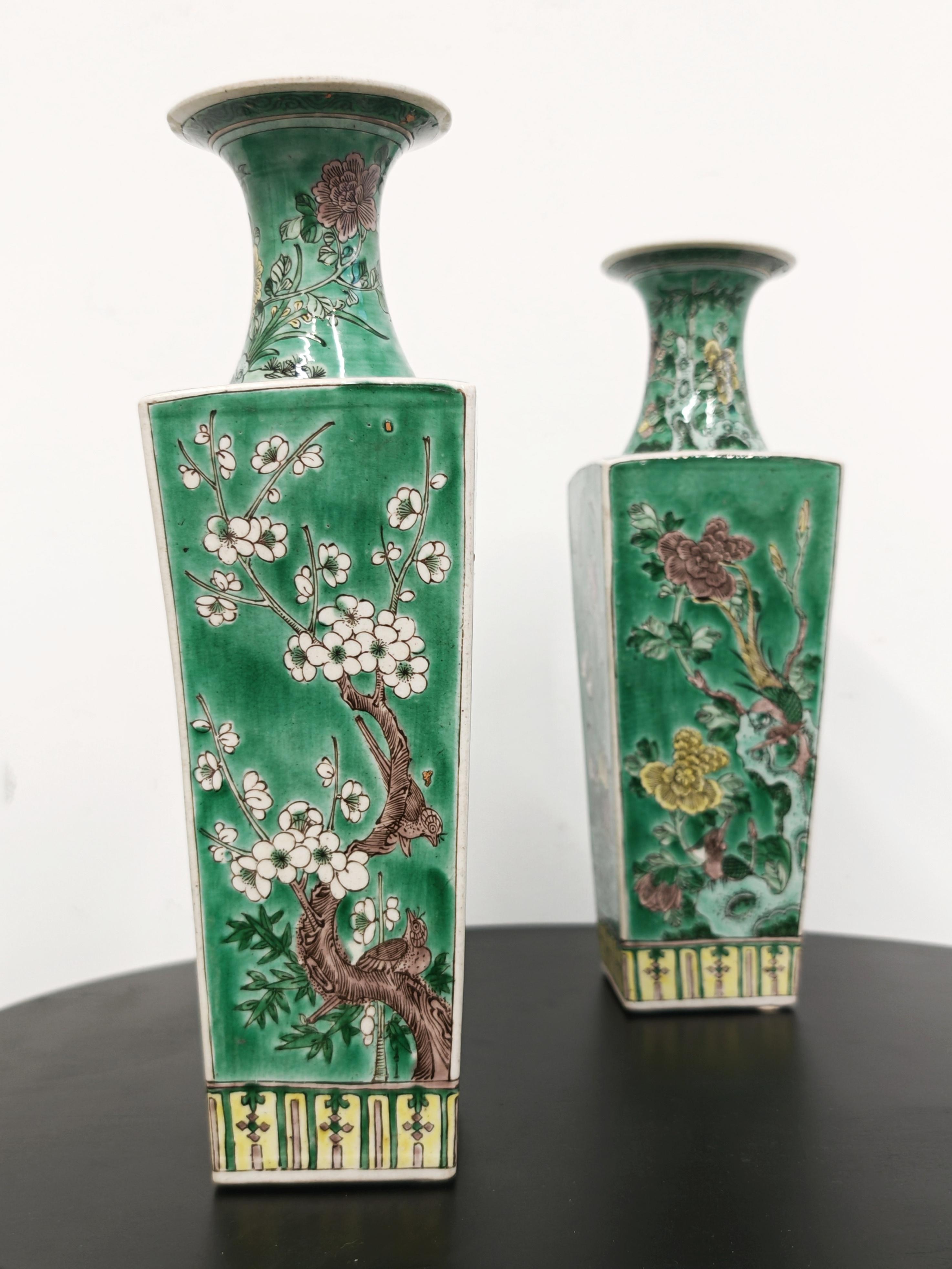 Paire de vases anciens en porcelaine Fsmille Verte à glaçure verte, Chine, 19e siècle en vente 3