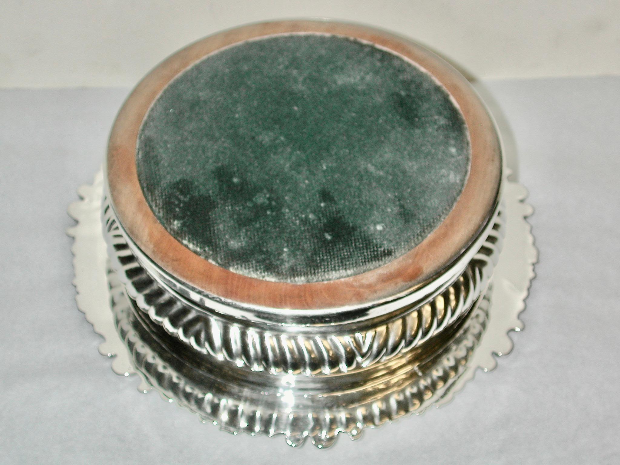 Paar antike George 1V Silver Wein Untersetzer datiert 1821 S C Younge Sheffield im Angebot 3