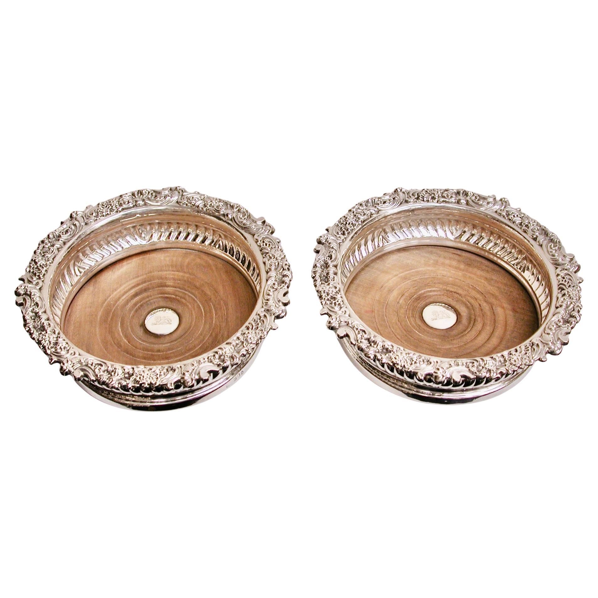 Par De Antiguos Posavasos De Plata George 1V Fechados En 1821 S C Younge Sheffield