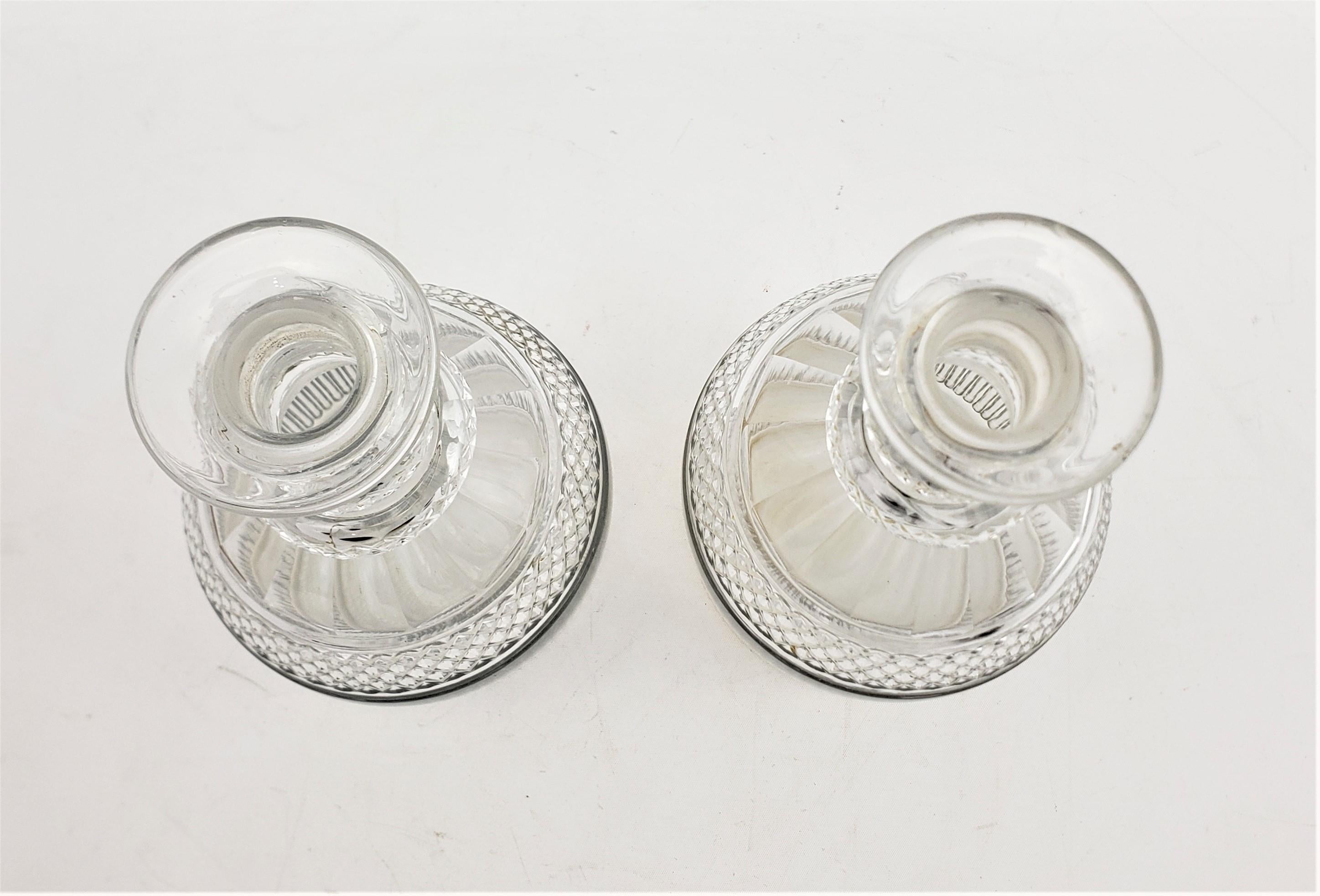 Pair of Antique George III Glass Decanters with 3 Neck Rings & Mushroom Stoppers In Good Condition For Sale In Hamilton, Ontario