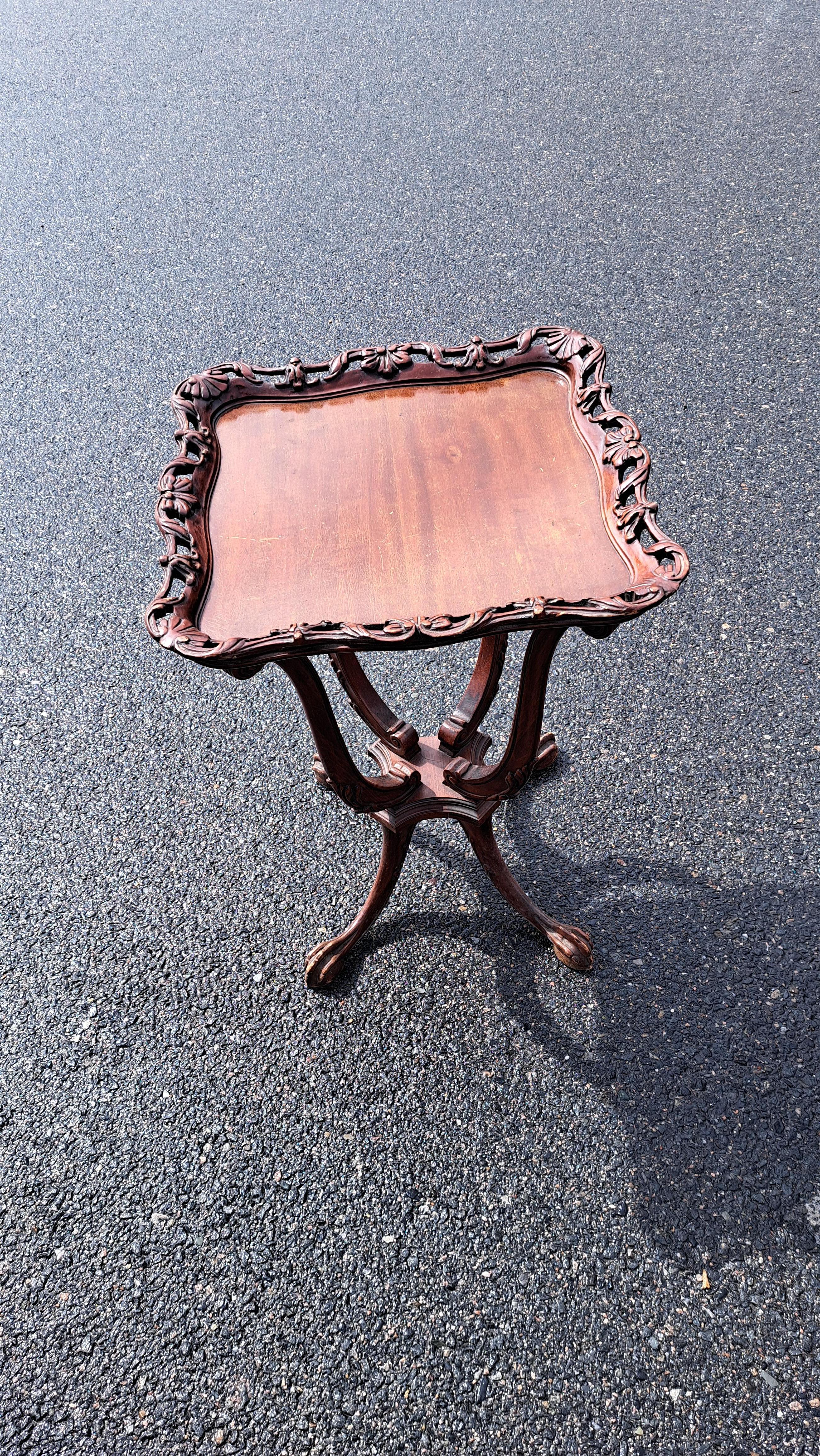 Pair of Antique George III Style Carved Mahogany Paw Feet Side Tables In Good Condition For Sale In Weymouth, MA