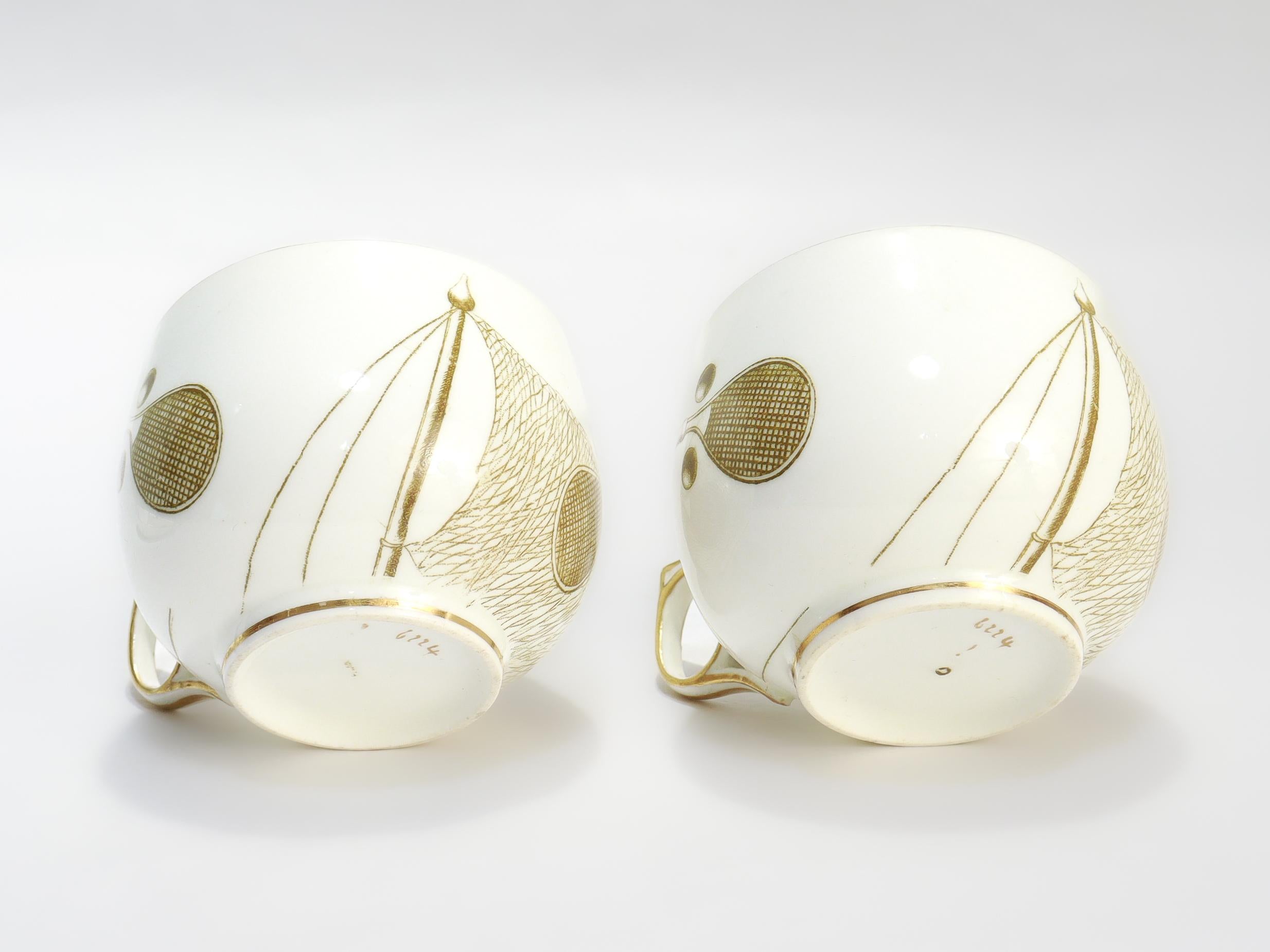 Pair of Antique George Jones & Sons Porcelain Tennis-themed Tea Cups & Saucers For Sale 6