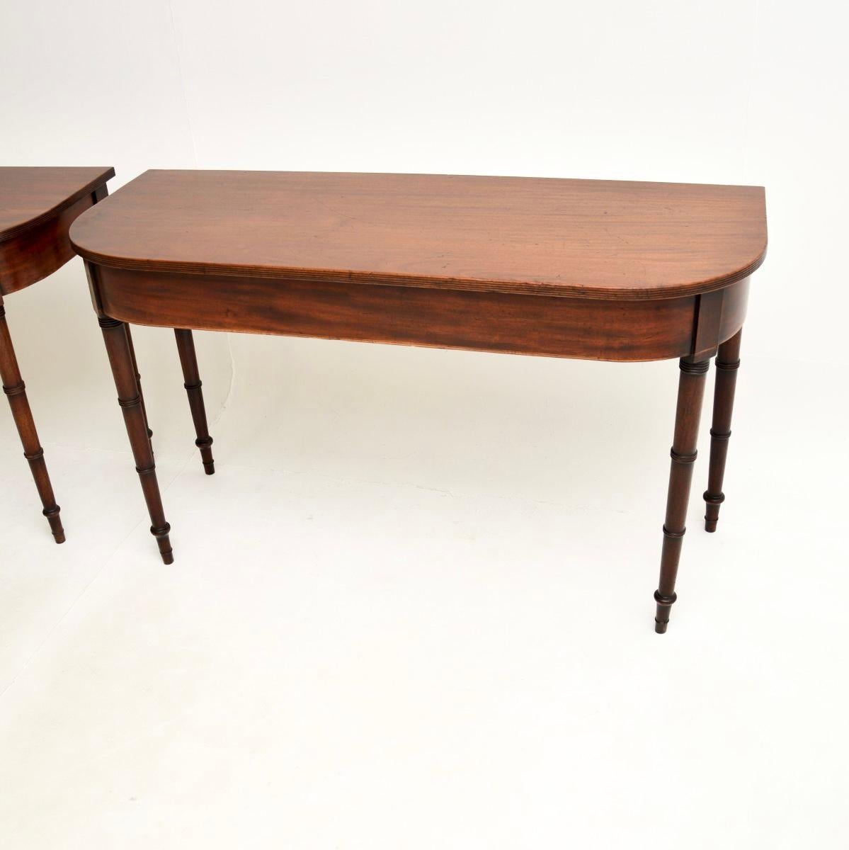 Late 18th Century Pair of Antique Georgian Period Console Tables