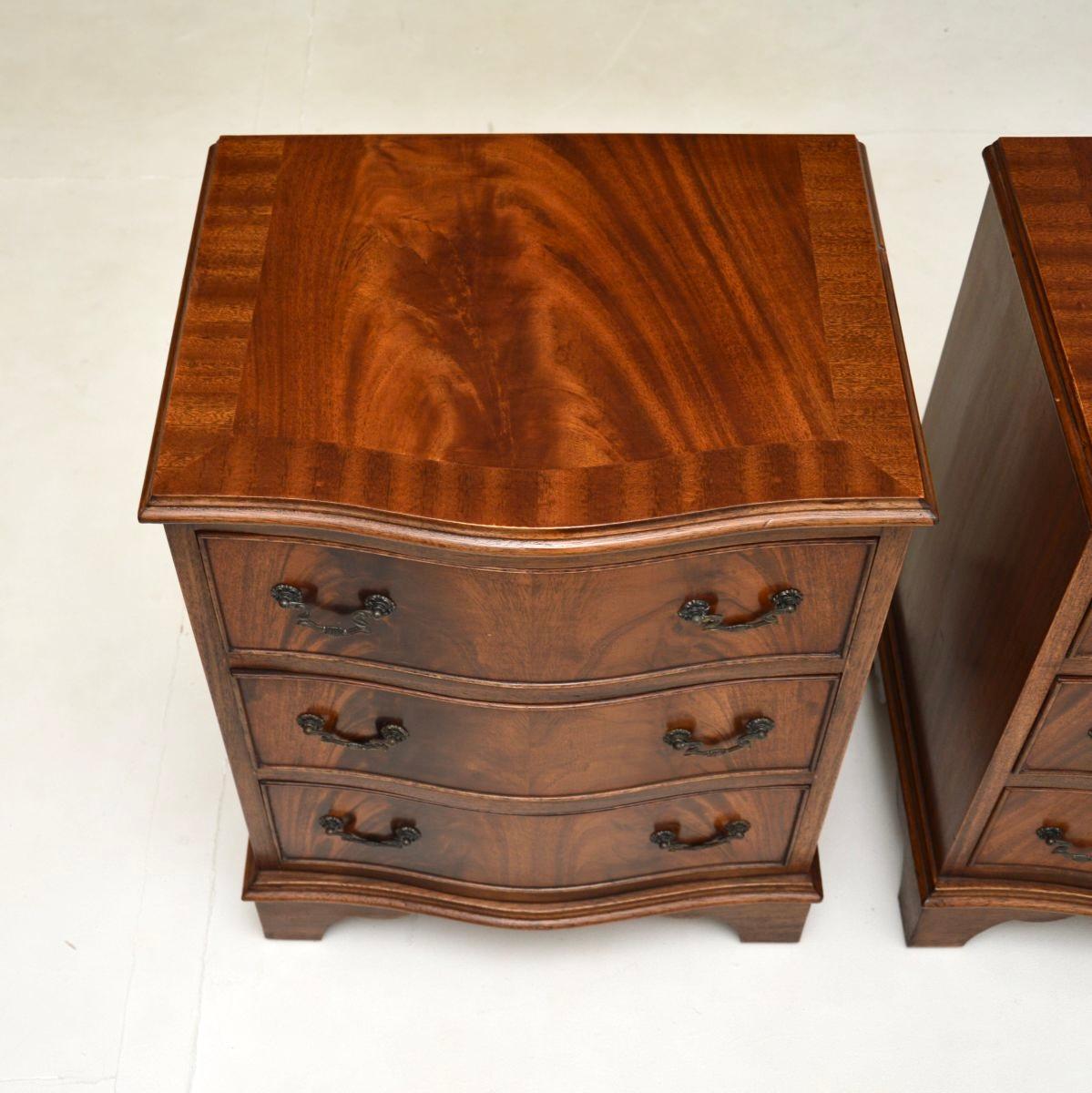Wood Pair of Antique Georgian Style Bedside Chests