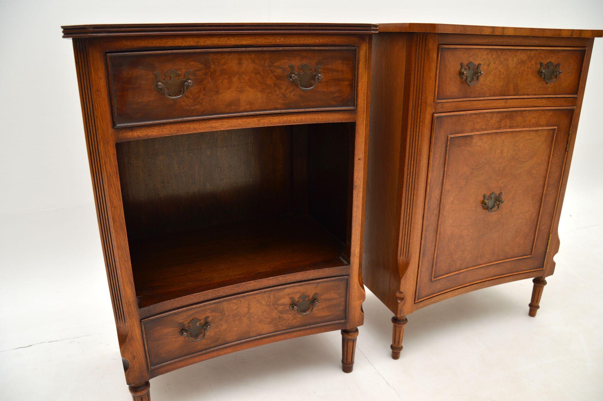 Mid-20th Century Pair of Antique Georgian Style Burr Walnut Bedside Cabinets