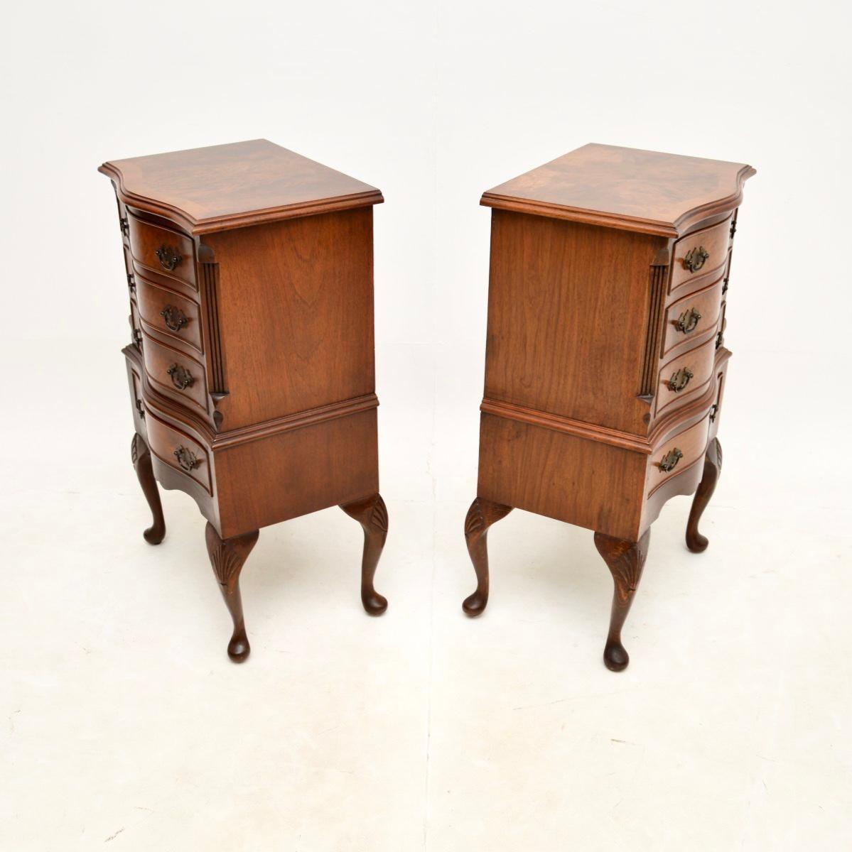 Mid-20th Century Pair of Antique Georgian Style Burr Walnut Bedside Chests For Sale