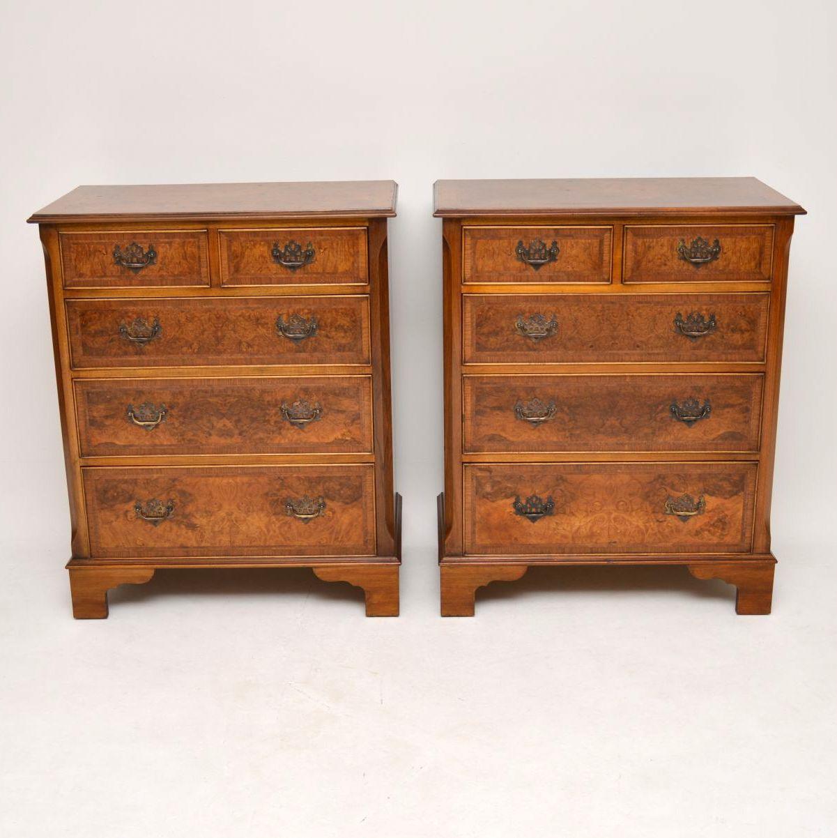 I’m always getting single walnut chests like these and so many people ask me for pairs of them, so this is a rare event. This pair of burr walnut chests would be perfect as a pair of bedsides, providing you have the room. They are antique Georgian