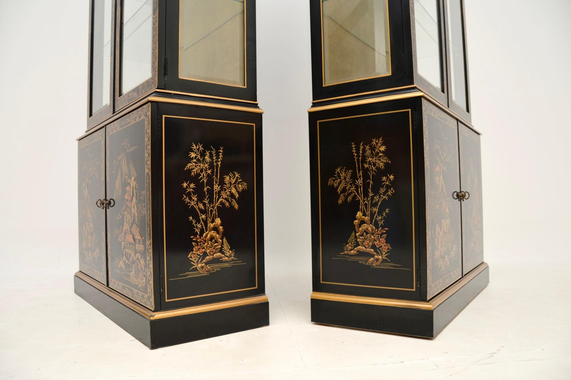 Pair of Antique Georgian Style Lacquered Chinoiserie Bookcases 1