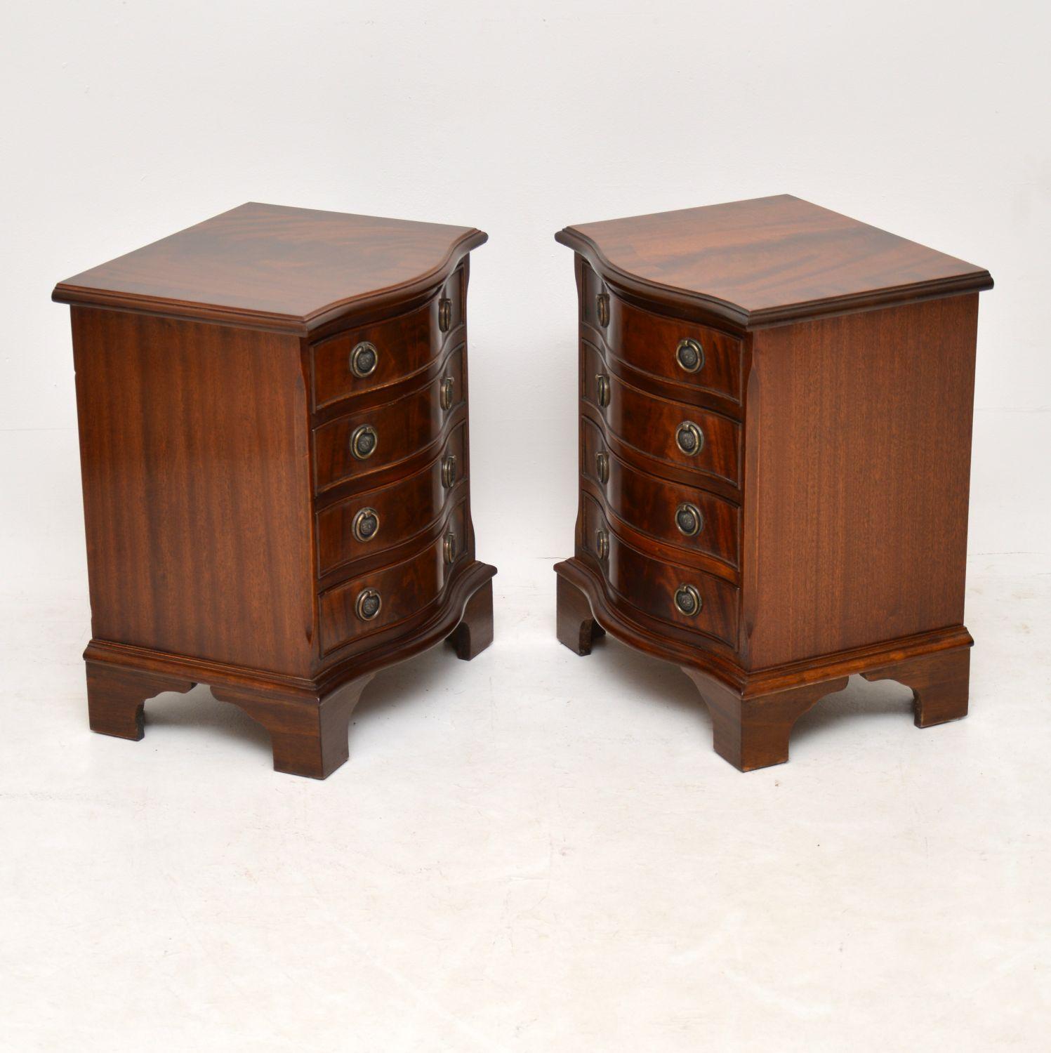 British Pair of Antique Georgian Style Mahogany Bedside Chests