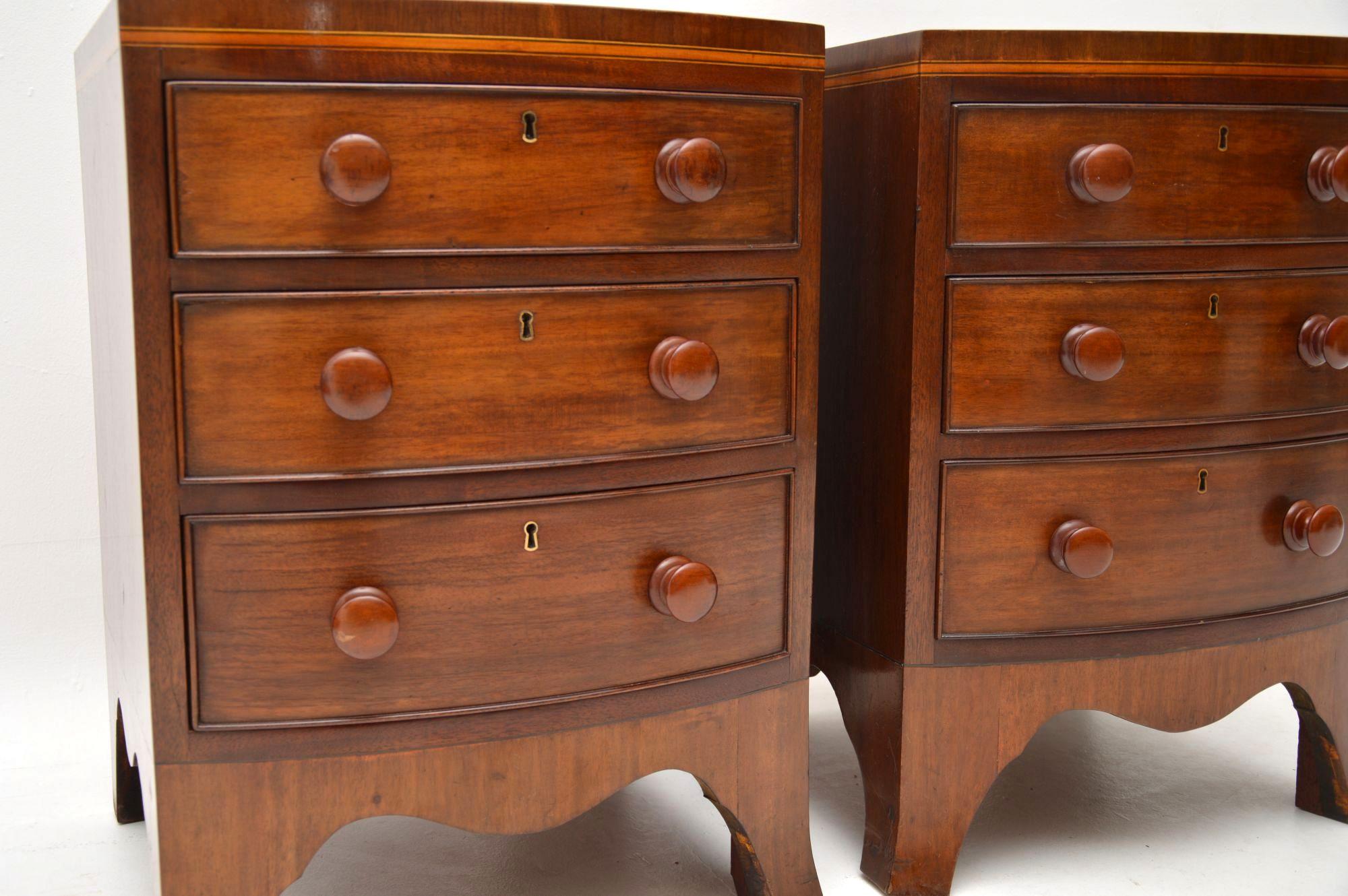 Mid-20th Century Pair of Antique Georgian Style Mahogany Bedside Chests