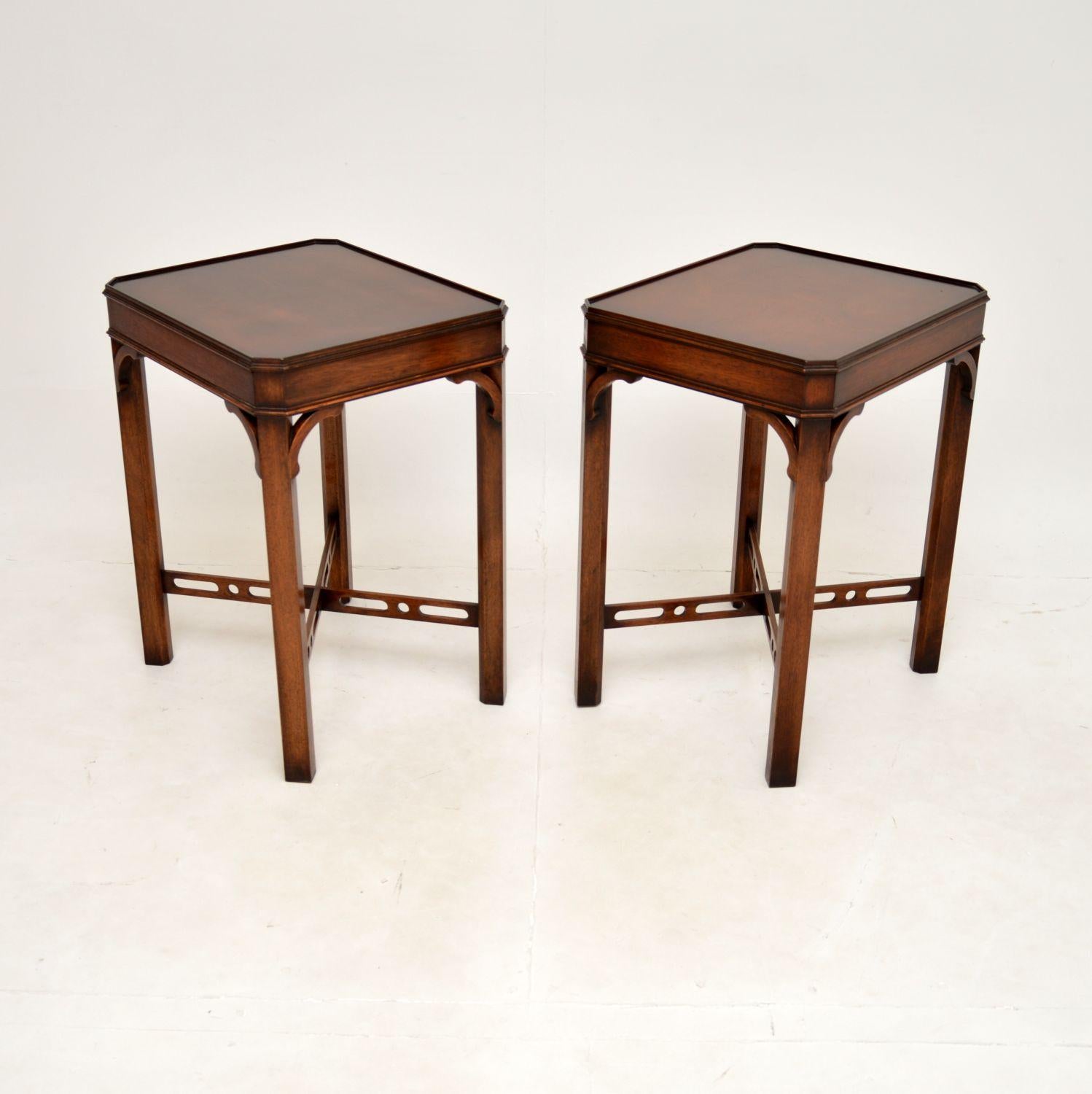 Pair of Antique Georgian Style Side Tables In Good Condition In London, GB