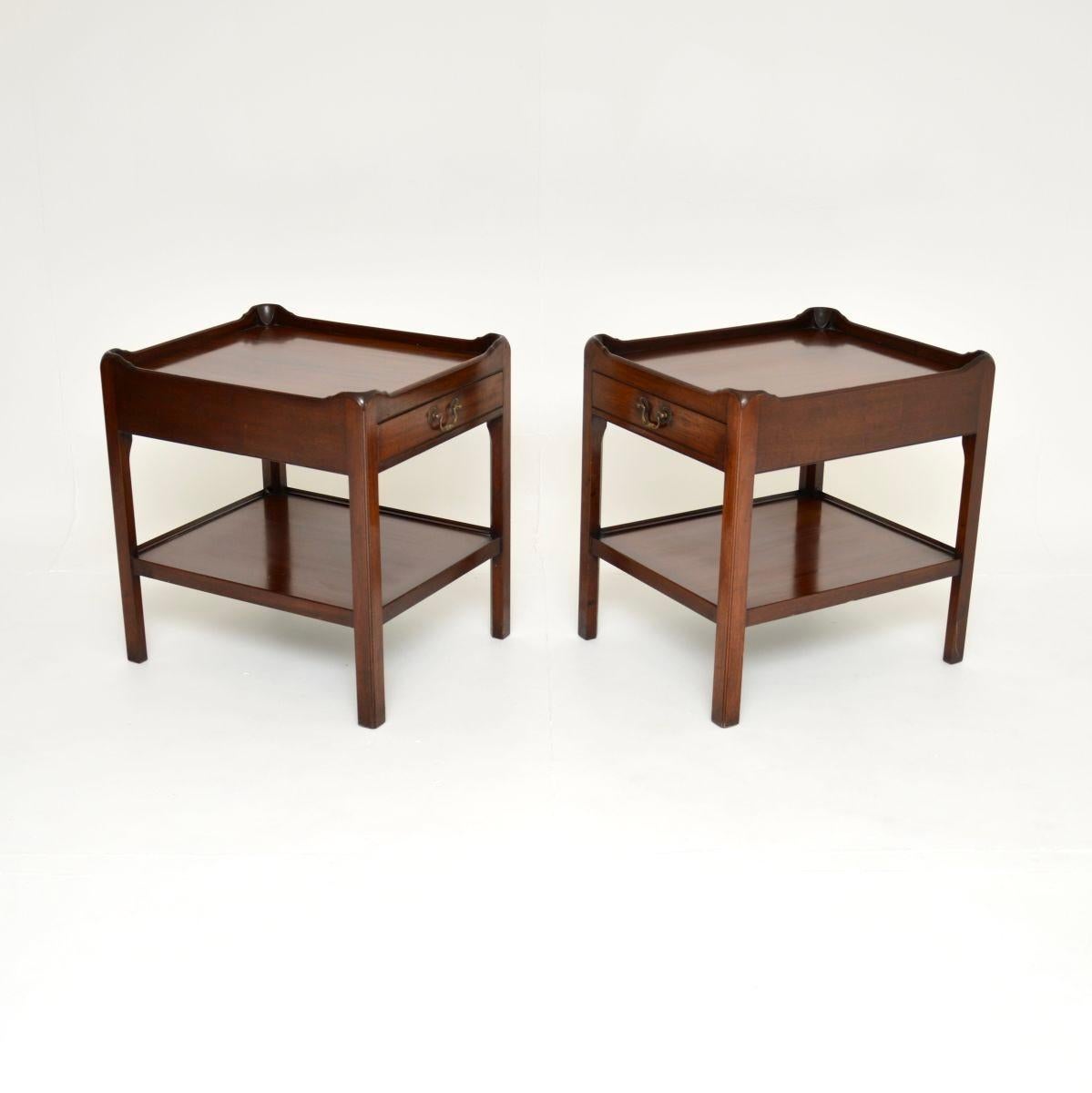 Pair of Antique Georgian Style Side Tables In Good Condition For Sale In London, GB