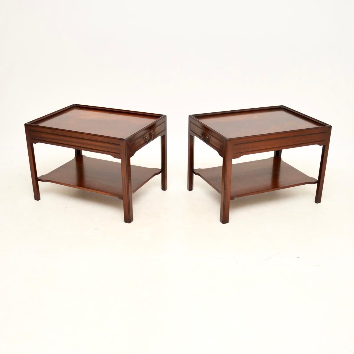 Mid-20th Century Pair of Antique Georgian Style Side Tables