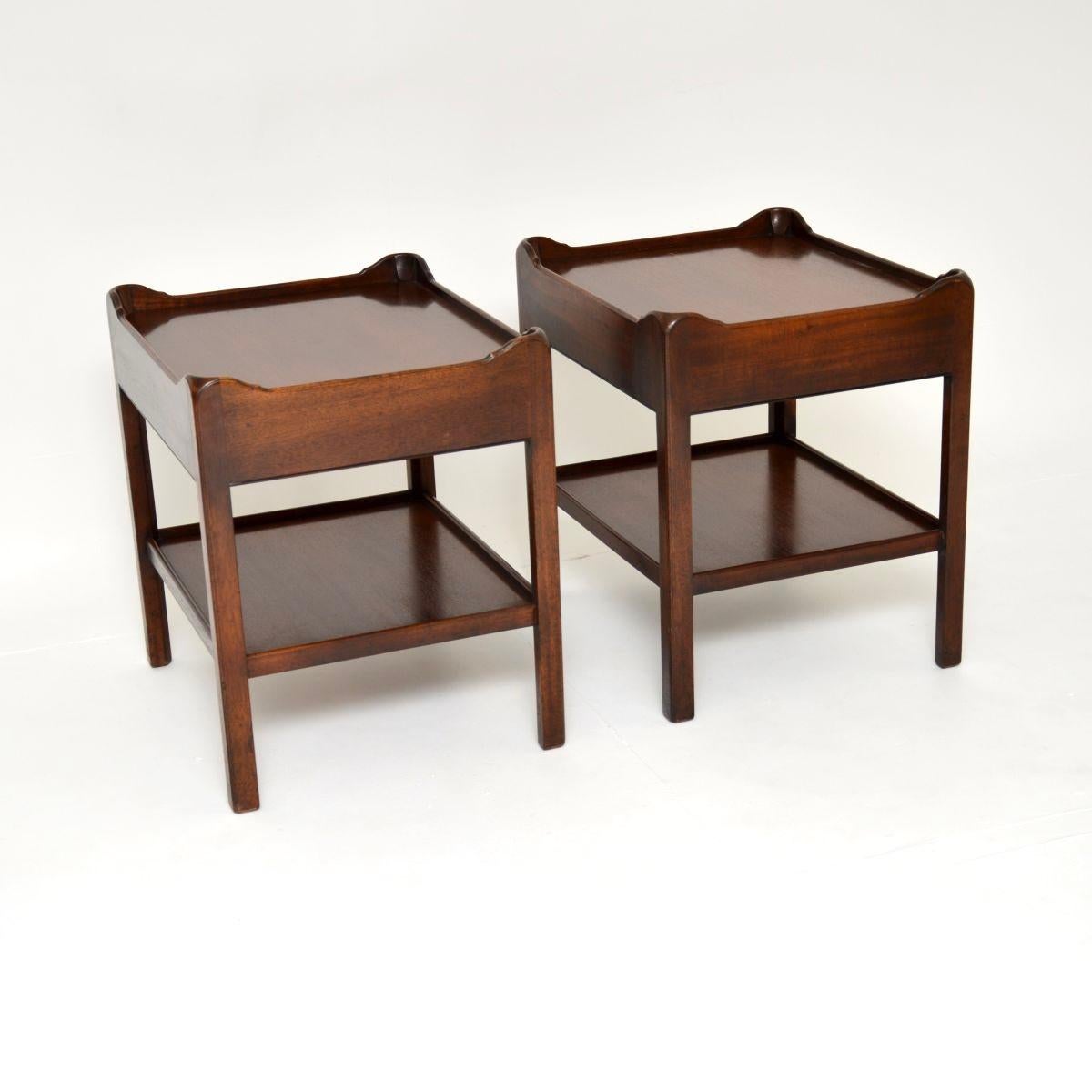 Mid-20th Century Pair of Antique Georgian Style Side Tables For Sale