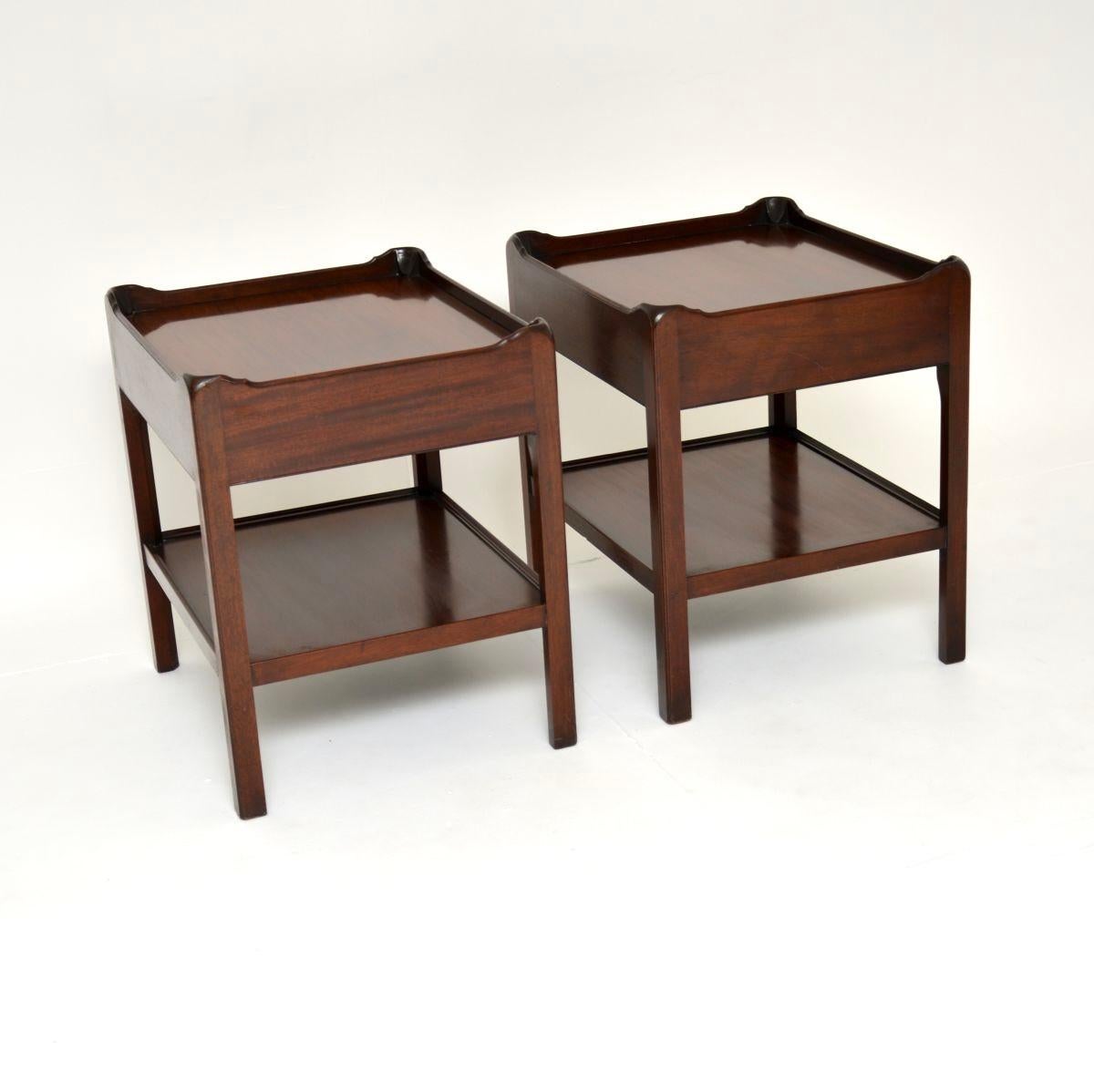 Mid-20th Century Pair of Antique Georgian Style Side Tables For Sale