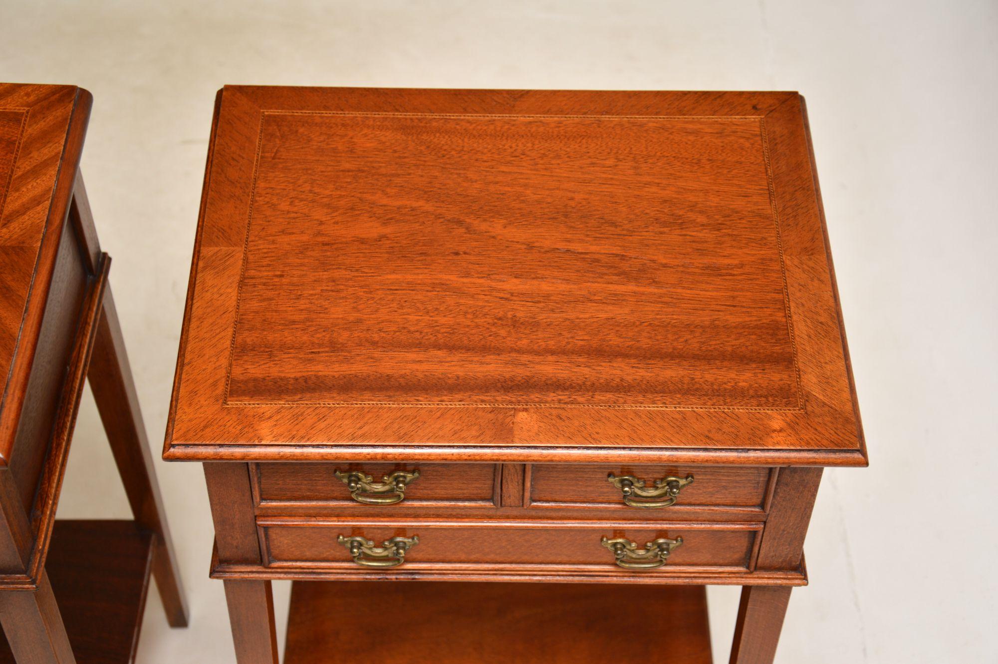 Wood Pair of Antique Georgian Style Side Tables