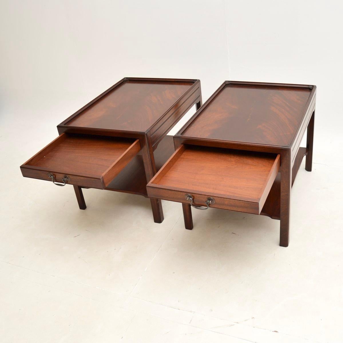 Wood Pair of Antique Georgian Style Side Tables