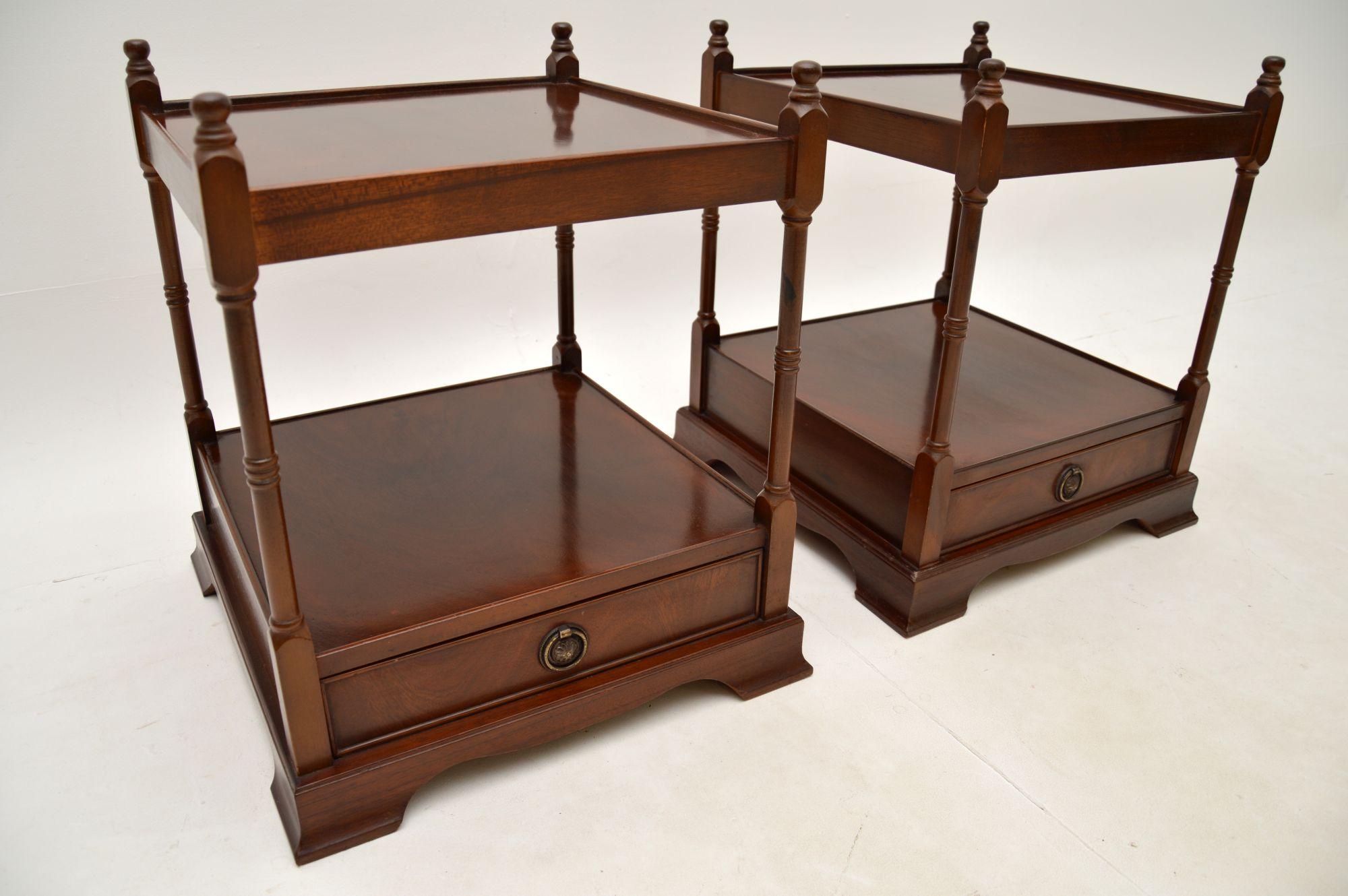 Pair of Antique Georgian Style Side Tables For Sale 3
