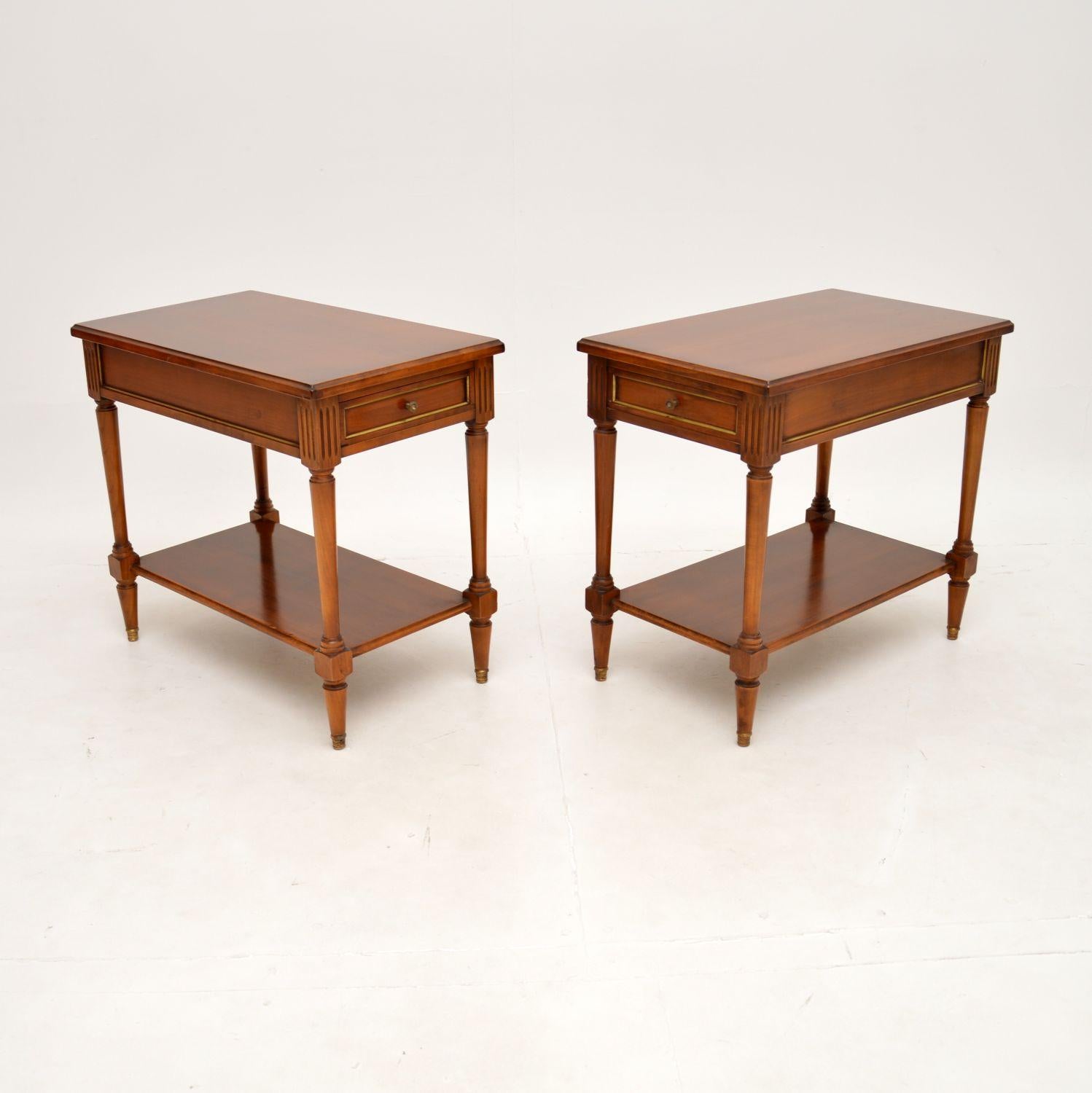 A smart and very well made pair of antique Georgian style walnut side tables. They were made in England, they date from around the 1950’s.

The quality is outstanding, they are a very useful size and are beautifully designed. They sit on finely