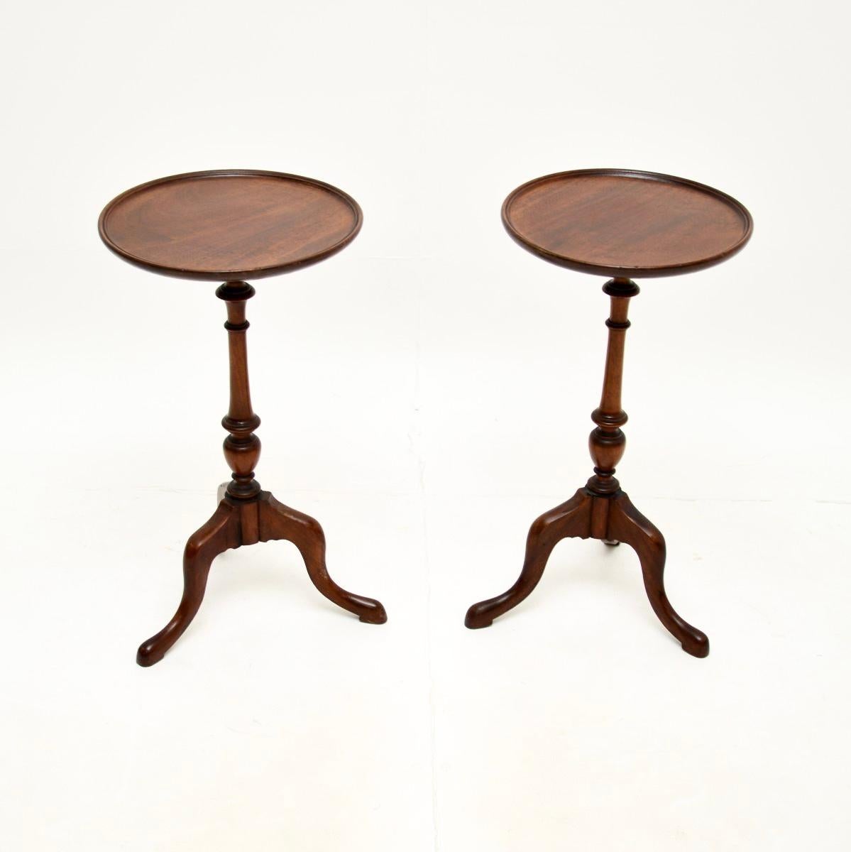 A smart and extremely well made pair of antique wine tables. They were made in England, they date from around the 1930’s.

They are of superb quality and are a very useful size. They are perfect for resting drinks and objects, they are petite and