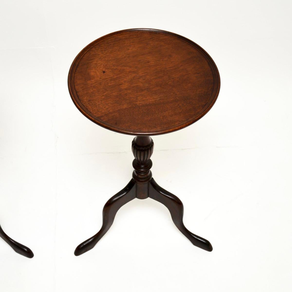 Paire de tables à vin anciennes de style géorgien Bon état - En vente à London, GB