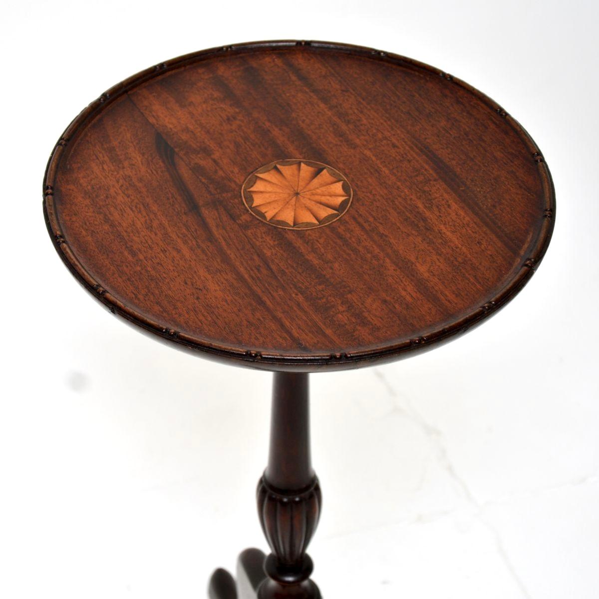 Paire de tables à vin anciennes de style géorgien Bon état - En vente à London, GB