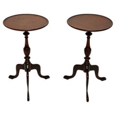 Paire de tables à vin anciennes de style géorgien
