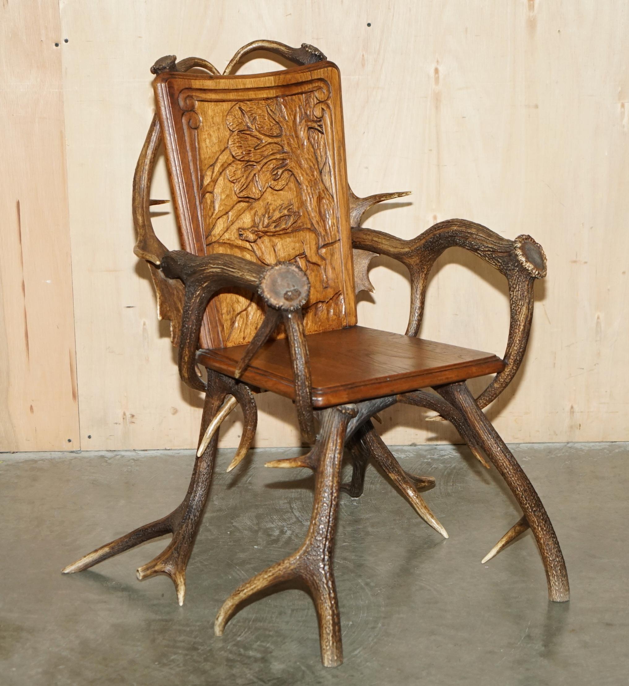 PAIR OF ANTIQUE GERMAN BLACK FOREST CARVED ANTLER ARMCHAiRS PART OF A SUITE For Sale 7
