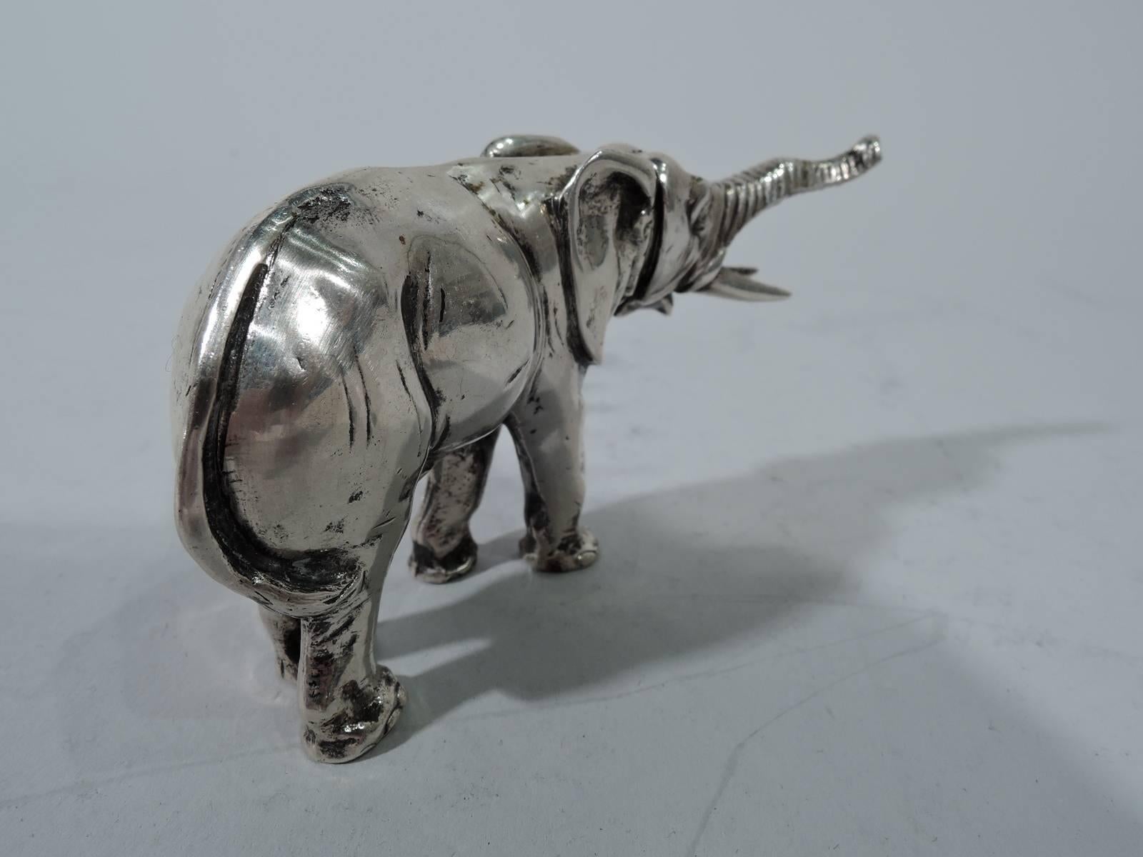 Pair of Antique German Silver Elephant Salt and Pepper Shakers In Excellent Condition In New York, NY