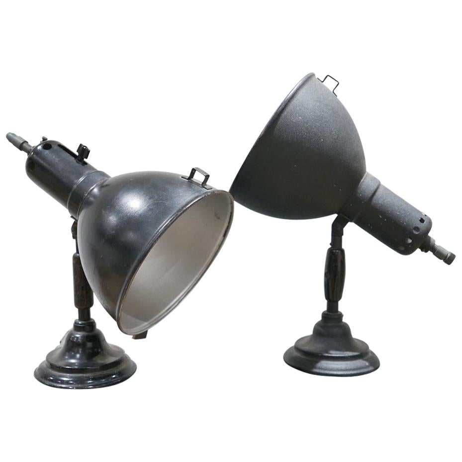 Paire de lampes d'éclairage ou de spot allemandes anciennes par Kandem en vente