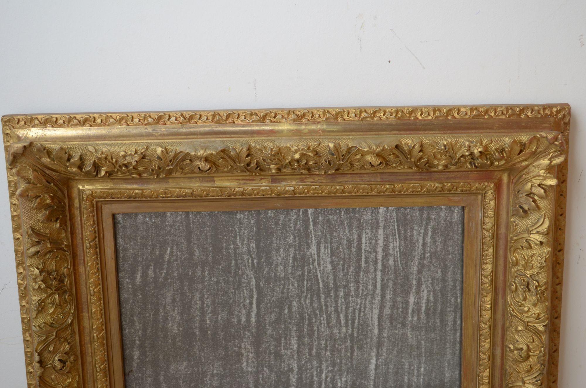 Paire de miroirs muraux anciens dorés, H71 cm en vente 11