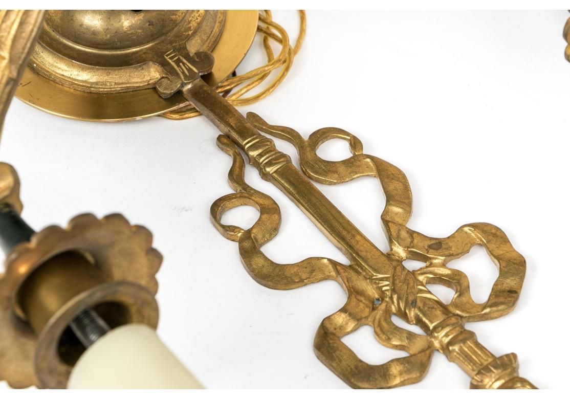 Par De Bronce Dorado Antiguo Estilo Imperio  Apliques Con Soporte Cisne en venta 7