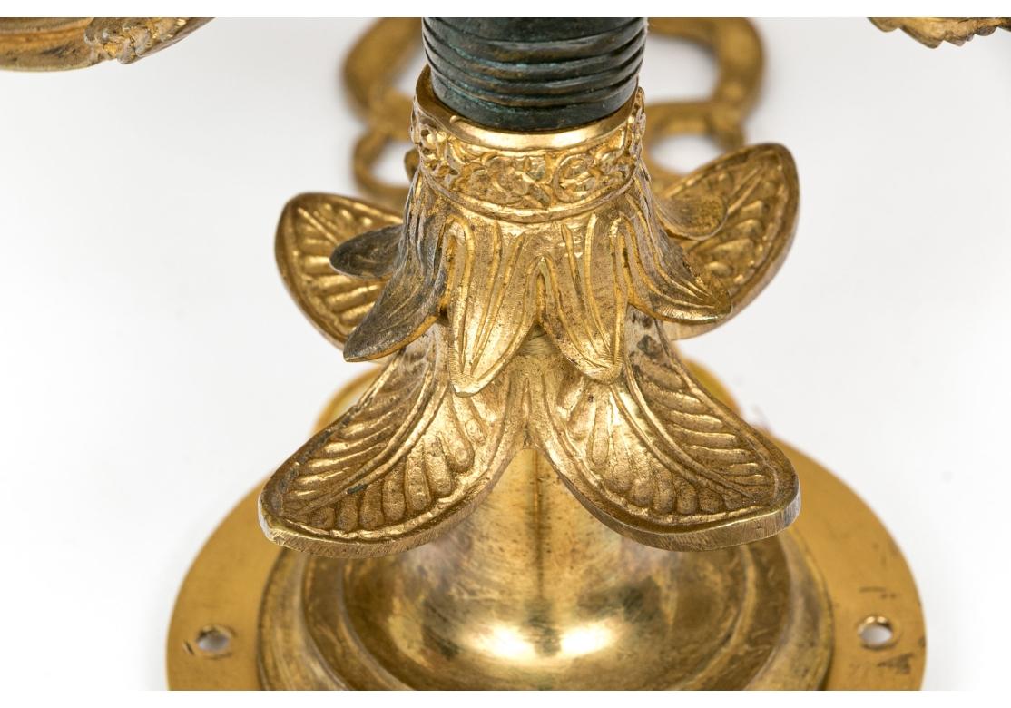 Par De Bronce Dorado Antiguo Estilo Imperio  Apliques Con Soporte Cisne en venta 15