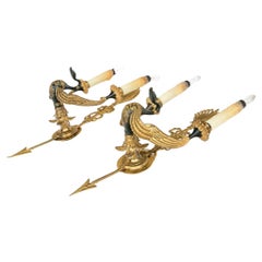 Paar antike vergoldete Bronze im Empire-Stil, Empire-Stil  Wandleuchter mit Swan-Stütze
