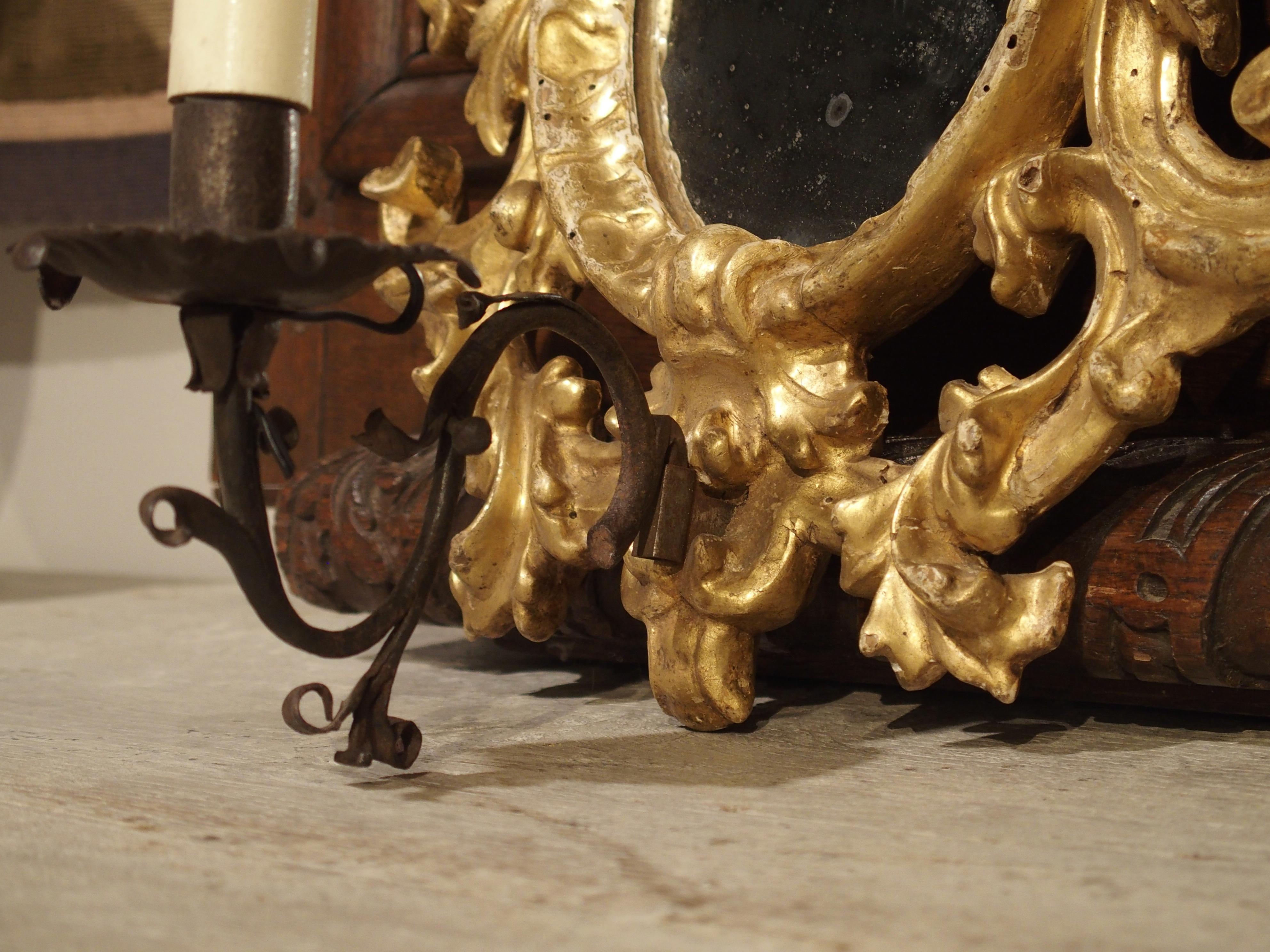 Pair of Antique Giltwood Mirrored Sconces from Italy, circa 1880 4