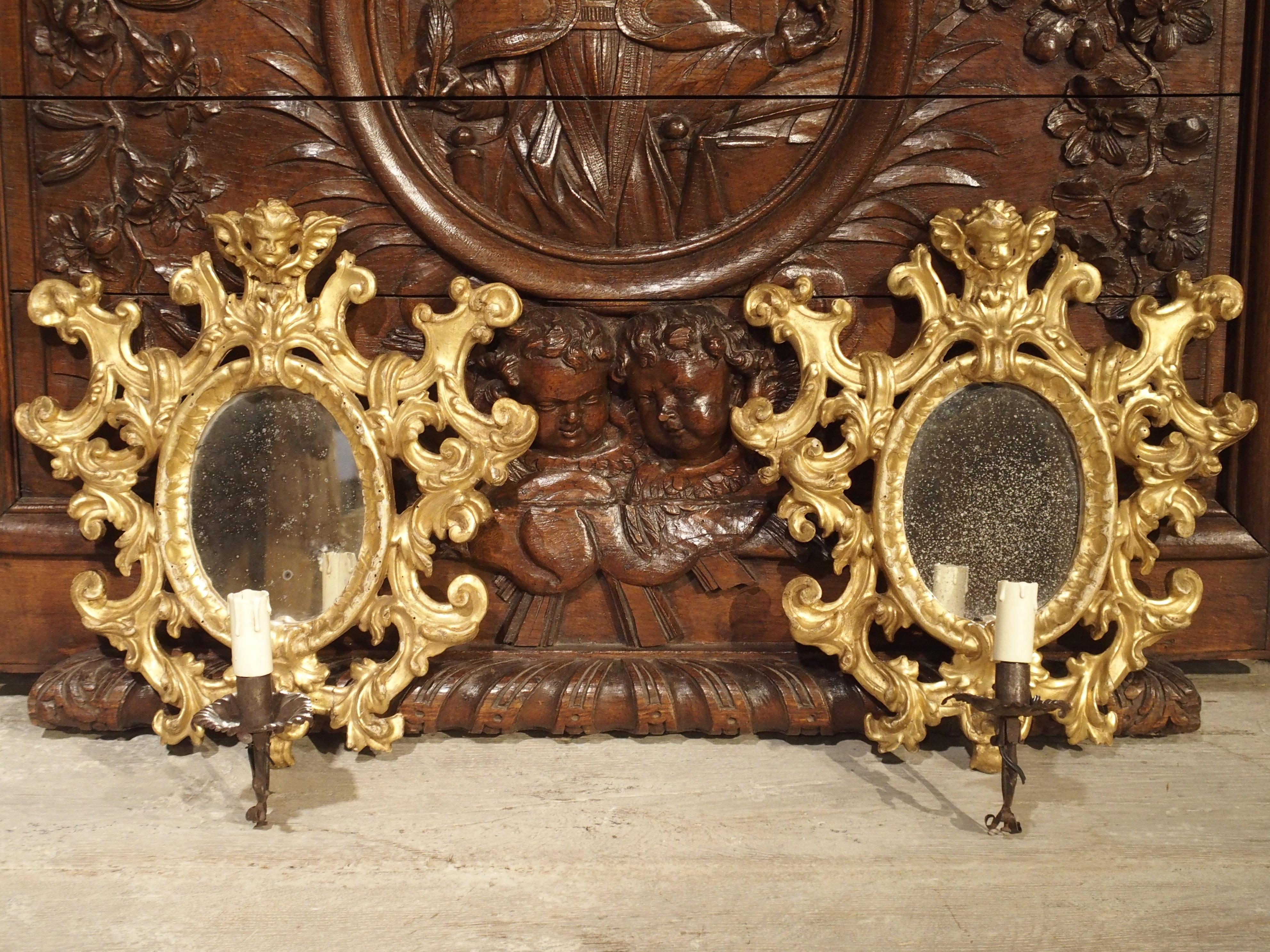 Pair of Antique Giltwood Mirrored Sconces from Italy, circa 1880 9