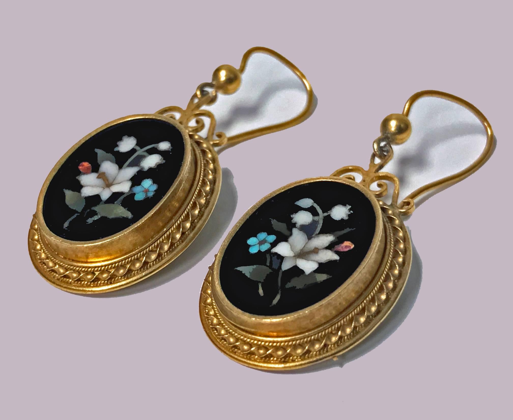 Women's Pair of Antique Gold Pietra Dura Earrings, circa 1875