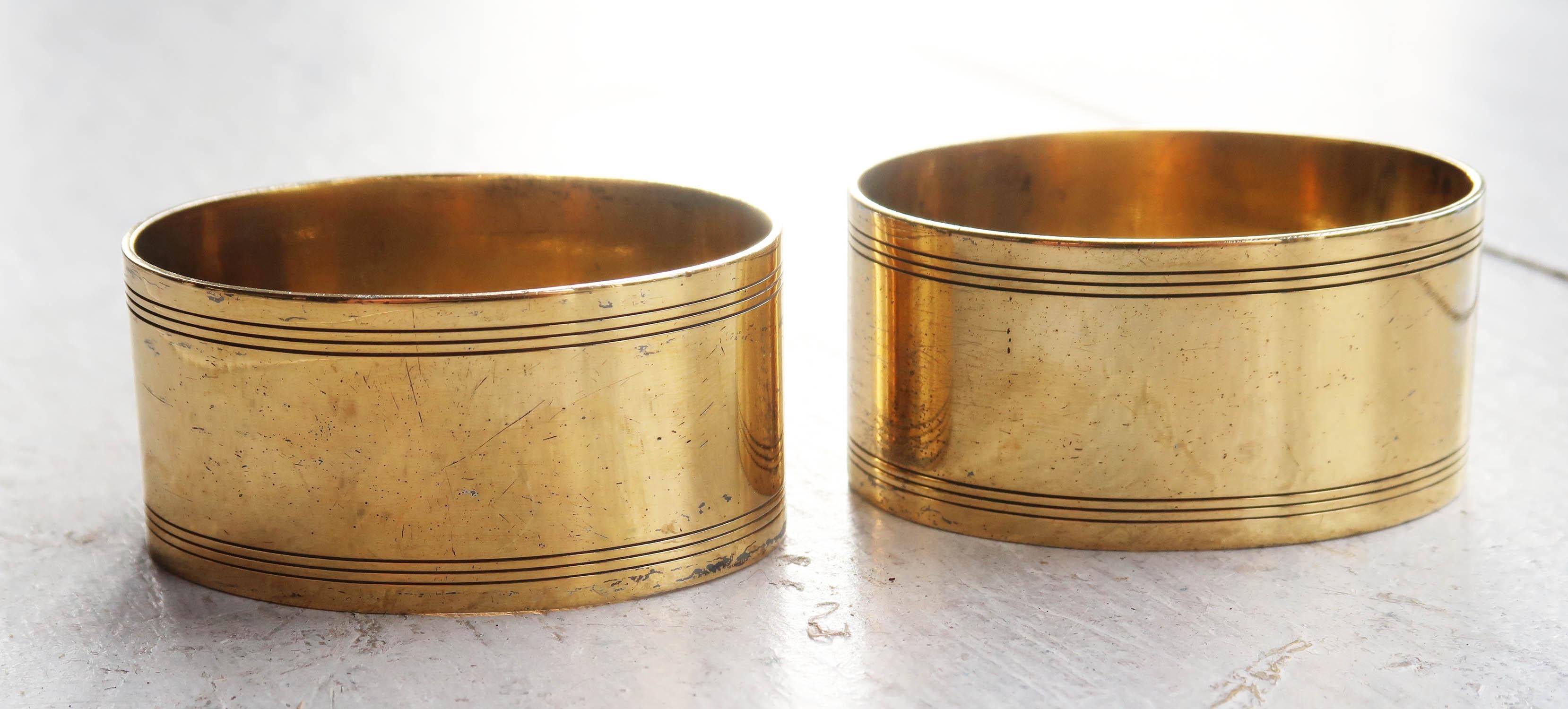 Lovely pair of gold plated napkin rings

Fabulous quality. No makers mark

Free UK shipping








 