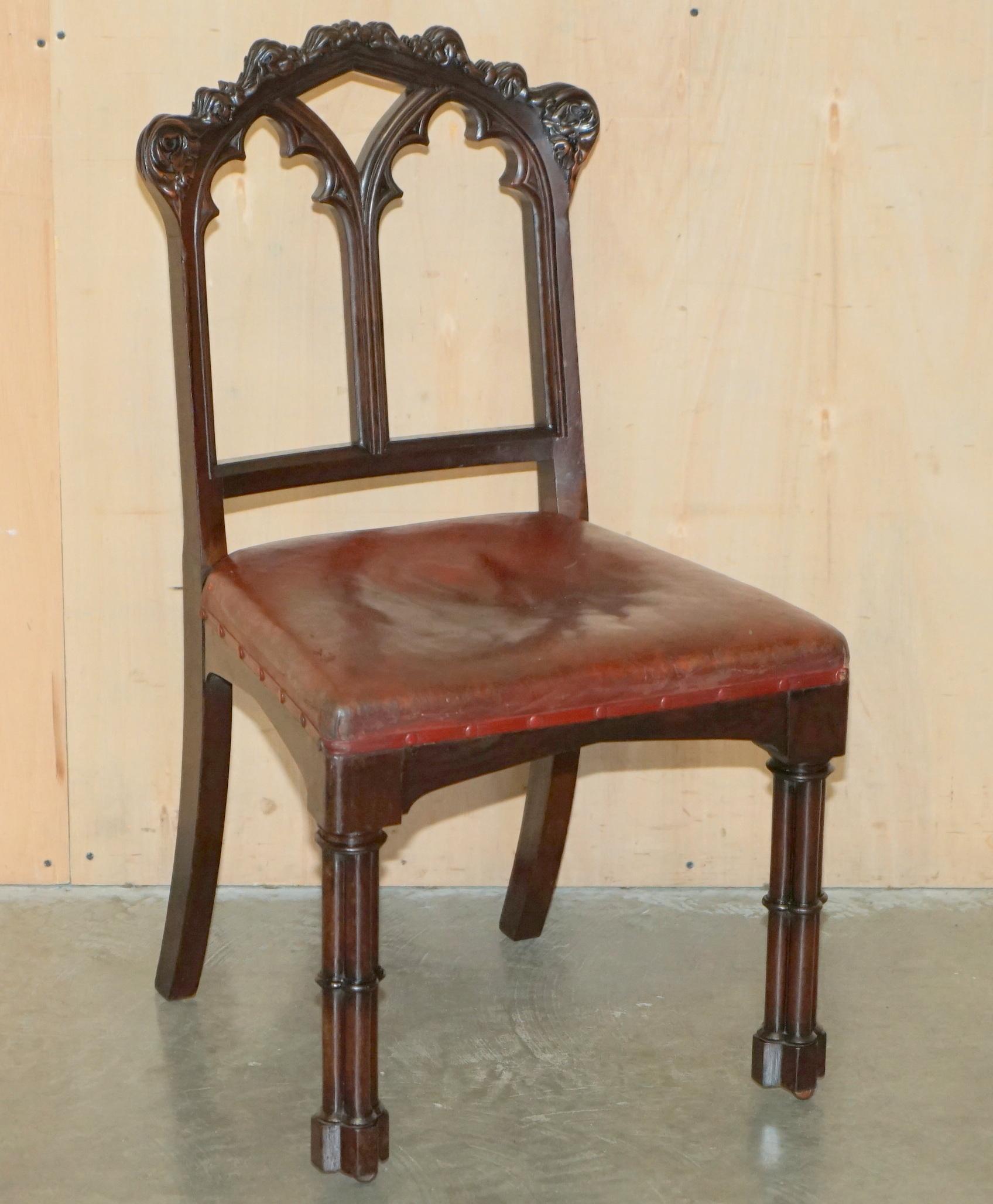 PAIR OF ANTIQUE GOTHIC A.W.N PUGIN SIDE CHAIRS CHIPPENDALE CLUSTER COLUMN LEGs For Sale 11