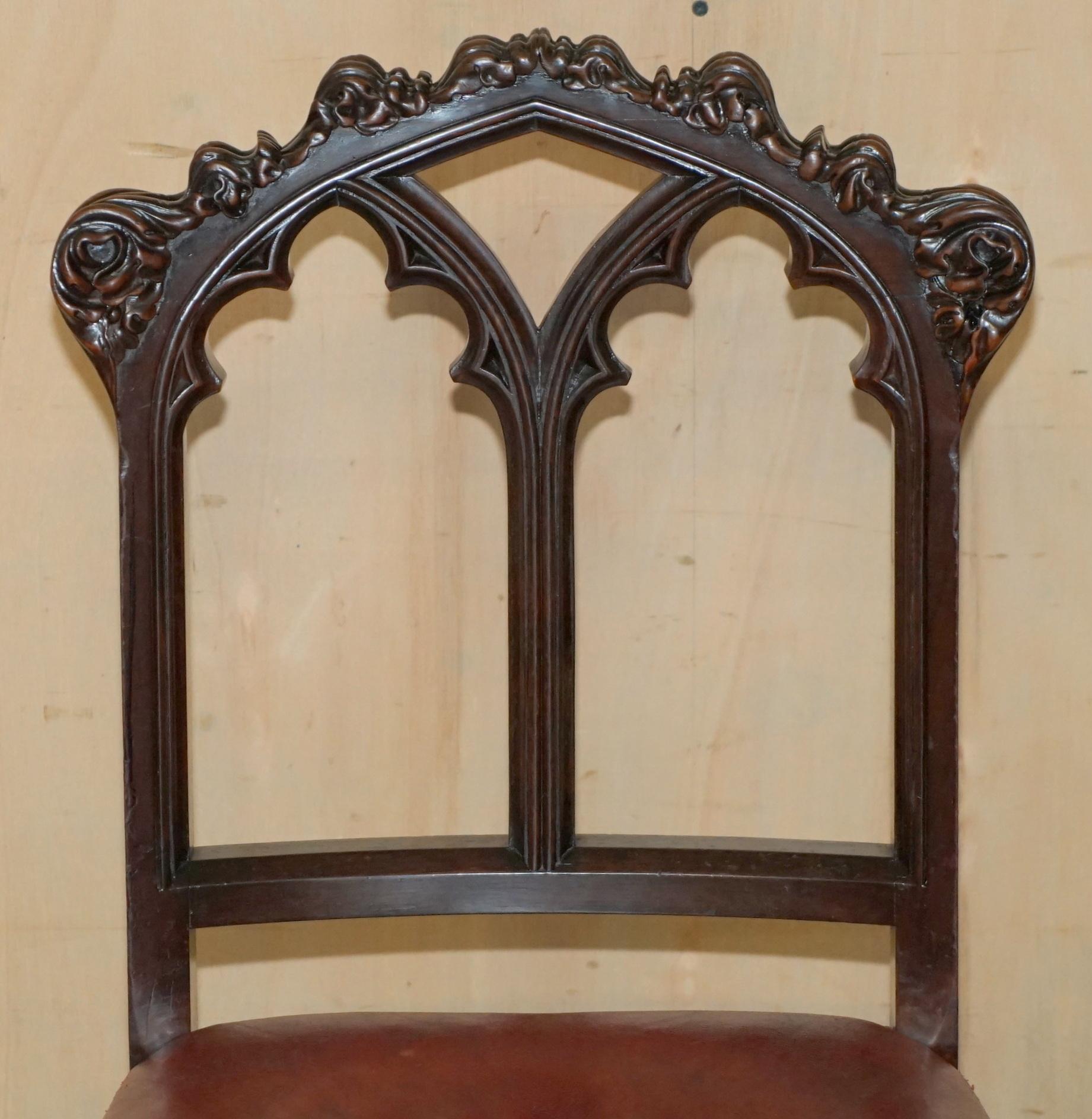 PAIR OF ANTIQUE GOTHIC A.W.N PUGIN SIDE CHAIRS CHIPPENDALE CLUSTER COLUMN LEGs For Sale 12