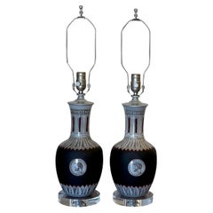 Paire de vases anciens en verre émaillé gréco-romain devenus lampes de table design