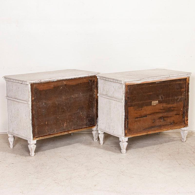 19th Century Pair of Antique Gustavian White Painted Chest of Drawers from Sweden